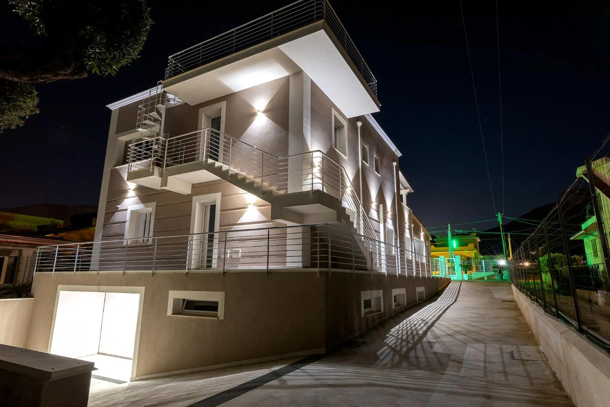 Property building in Le Palme