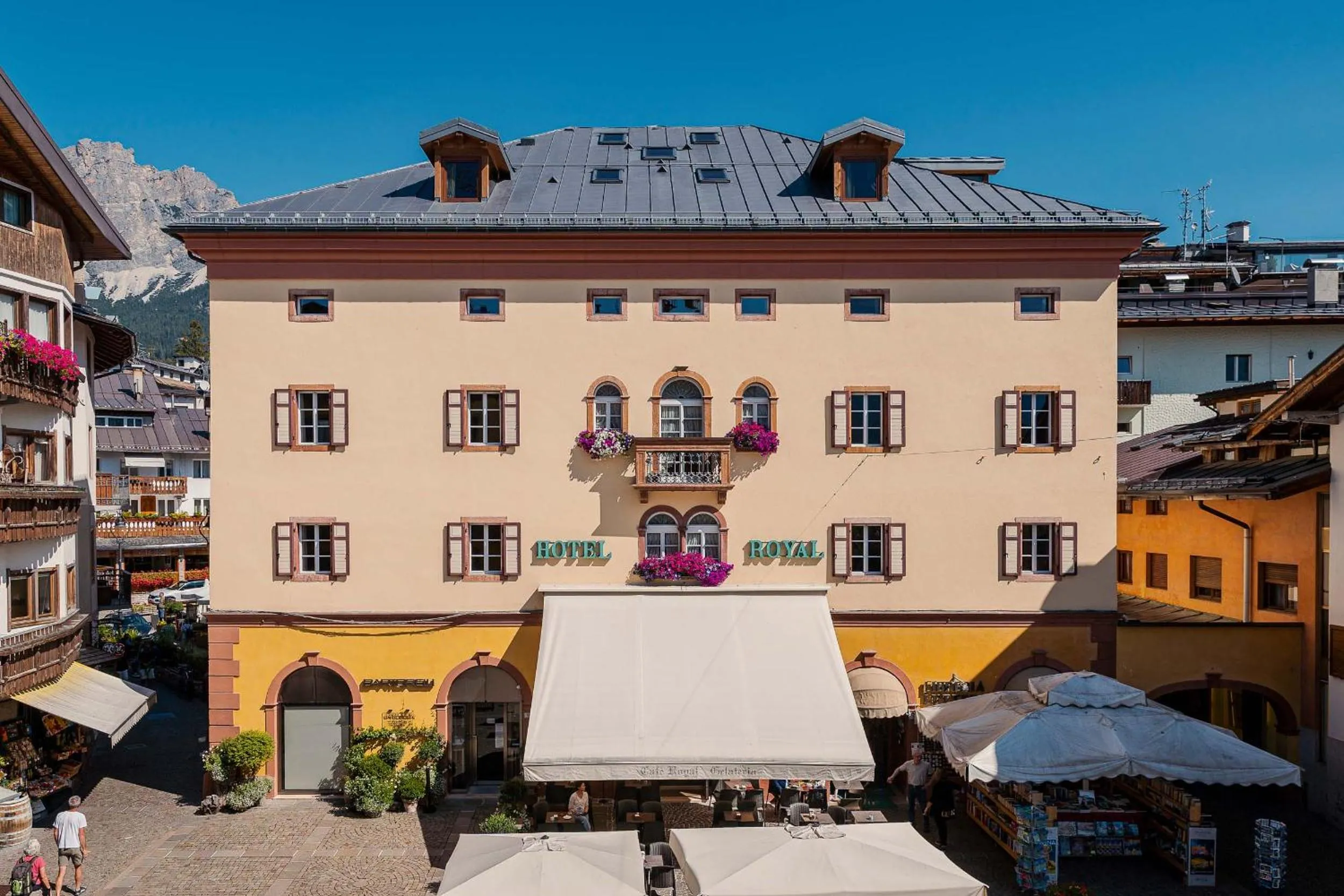Property building in Royal Hotel Cortina