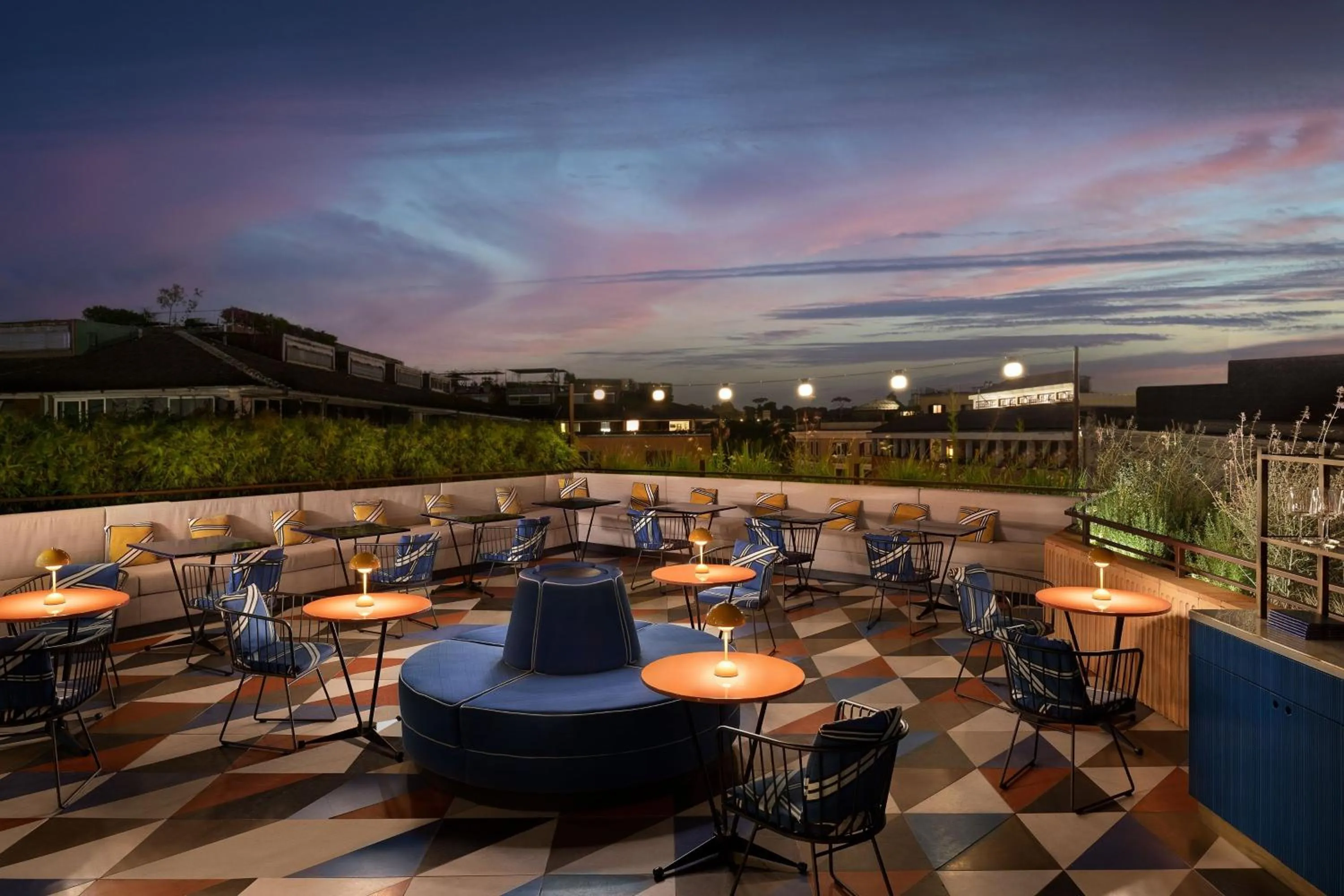 Lounge or bar in Le Meridien Visconti Rome