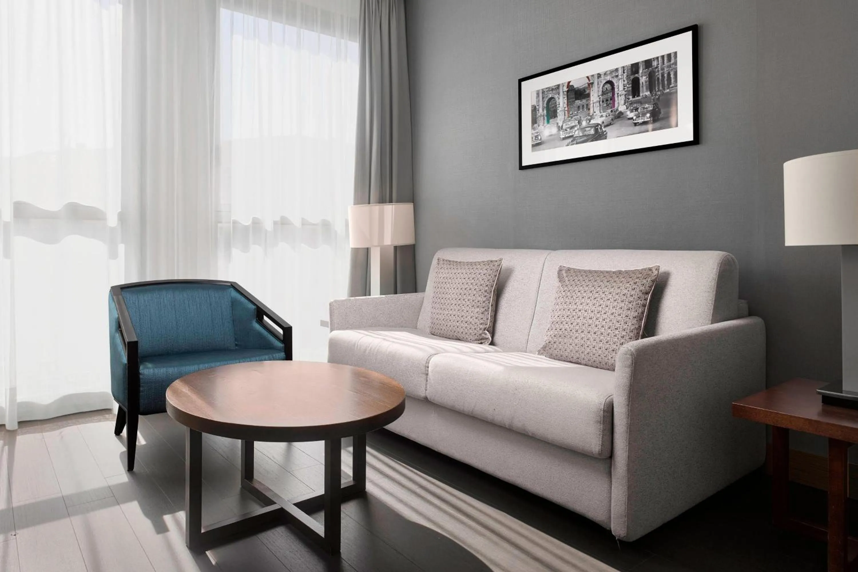 Living room in Le Meridien Visconti Rome