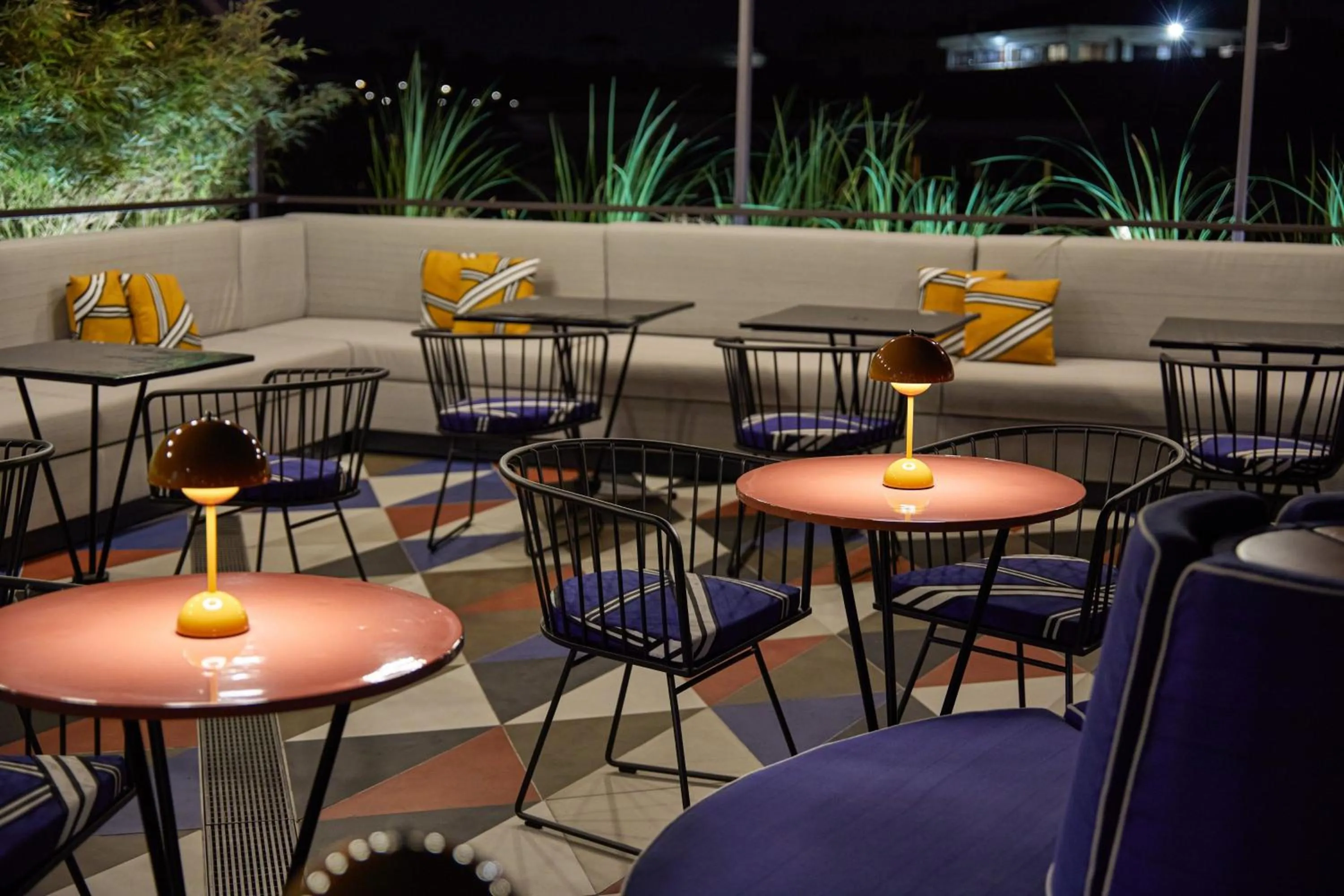 Restaurant/places to eat in Le Meridien Visconti Rome