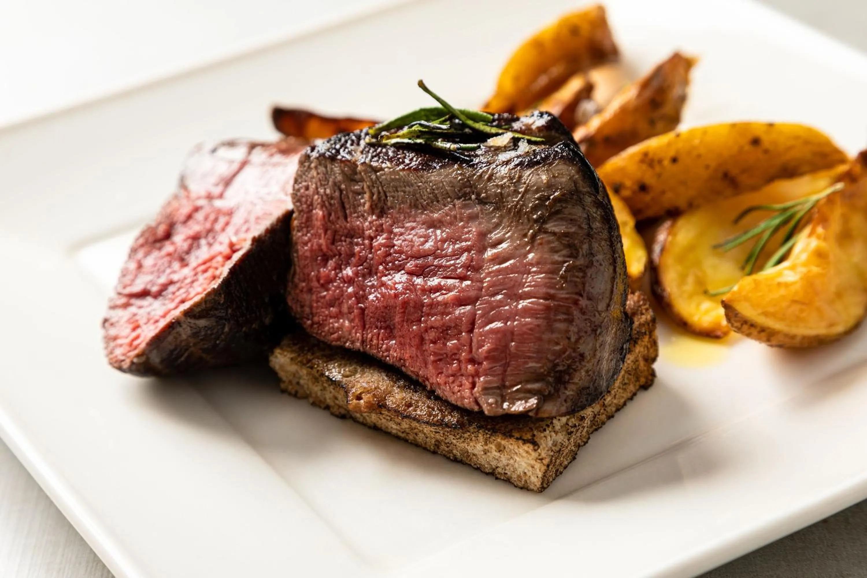 Restaurant/places to eat in Le Meridien Visconti Rome