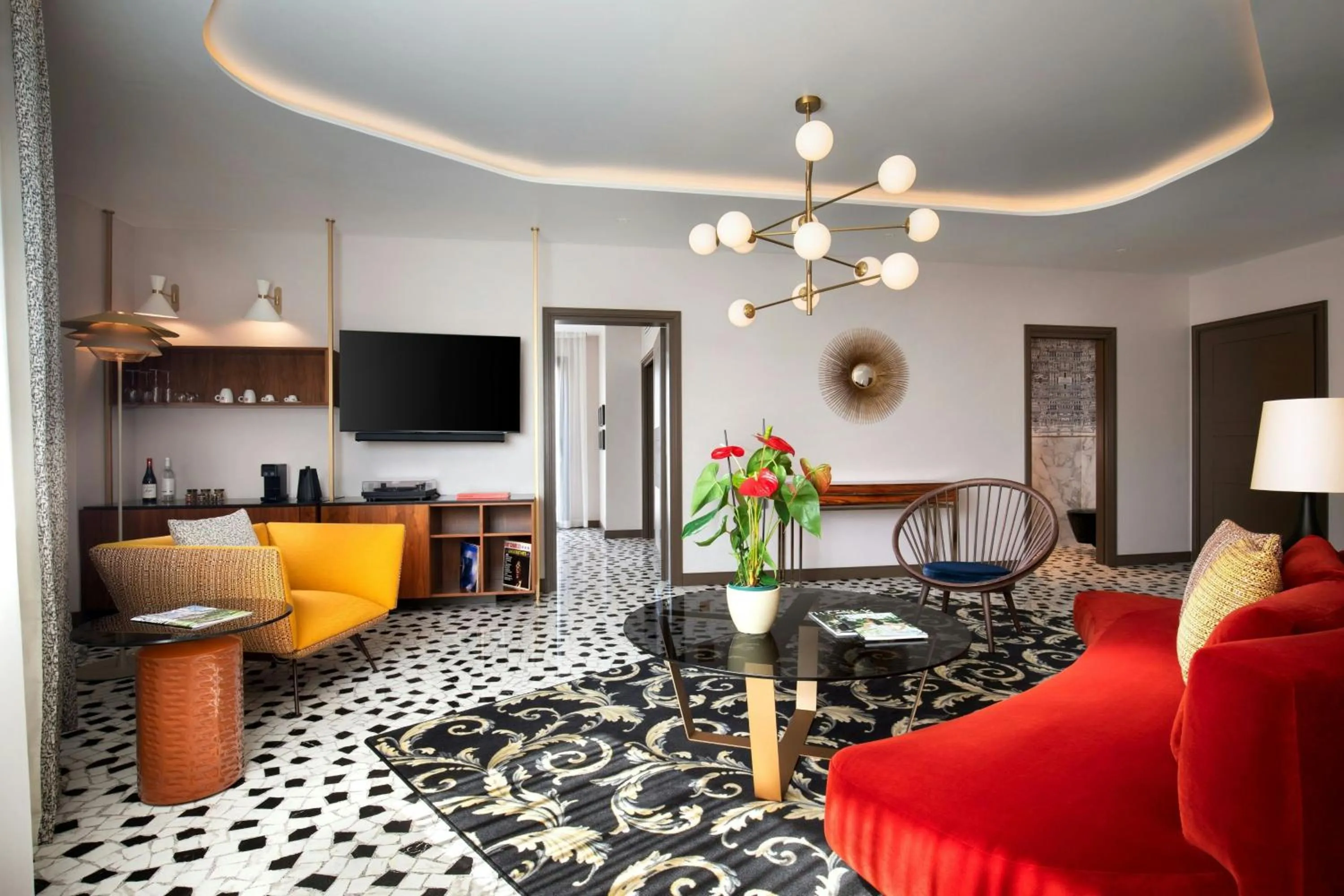 Photo of the whole room in Le Meridien Visconti Rome