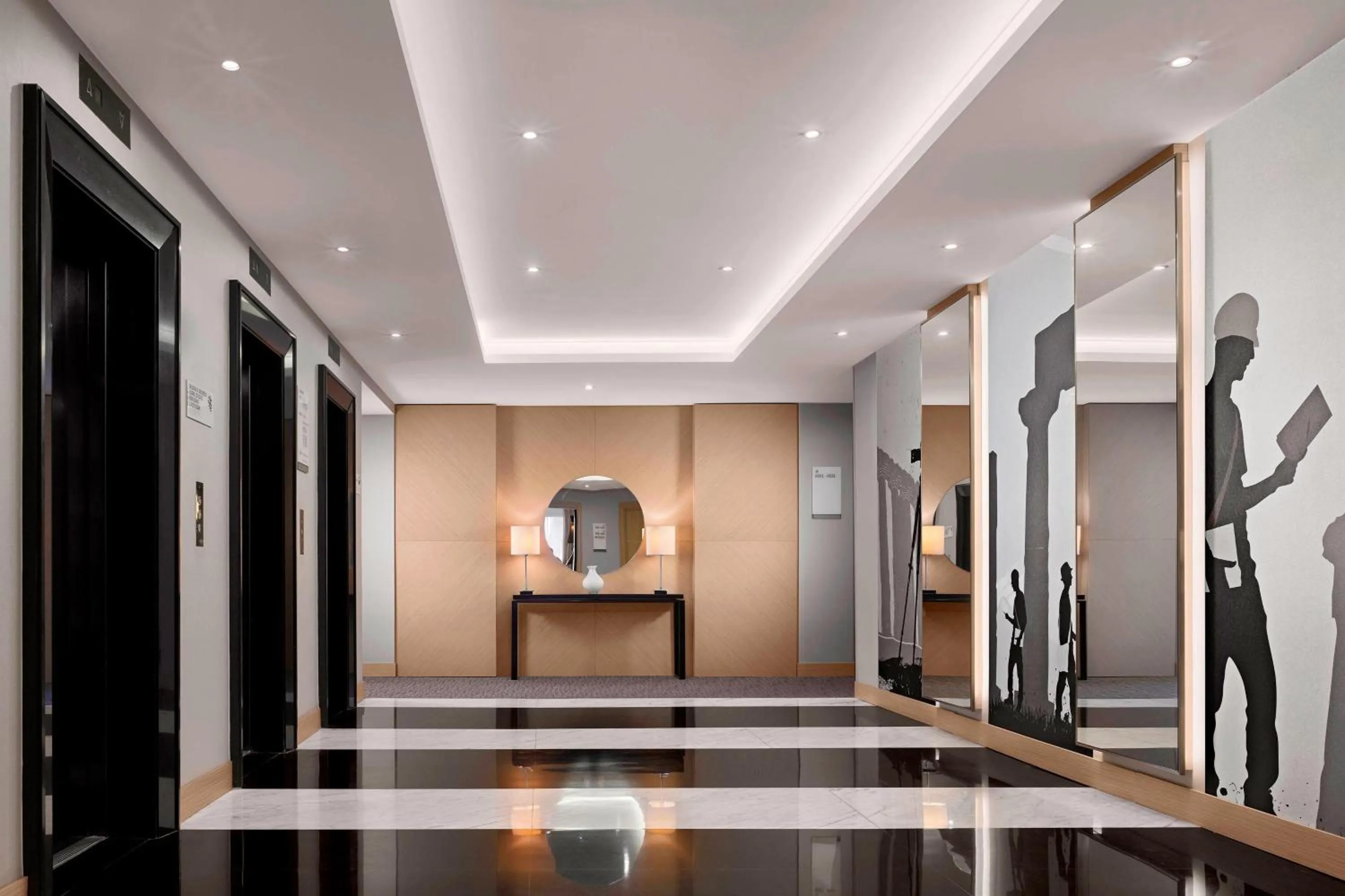 Photo of the whole room in Le Meridien Visconti Rome