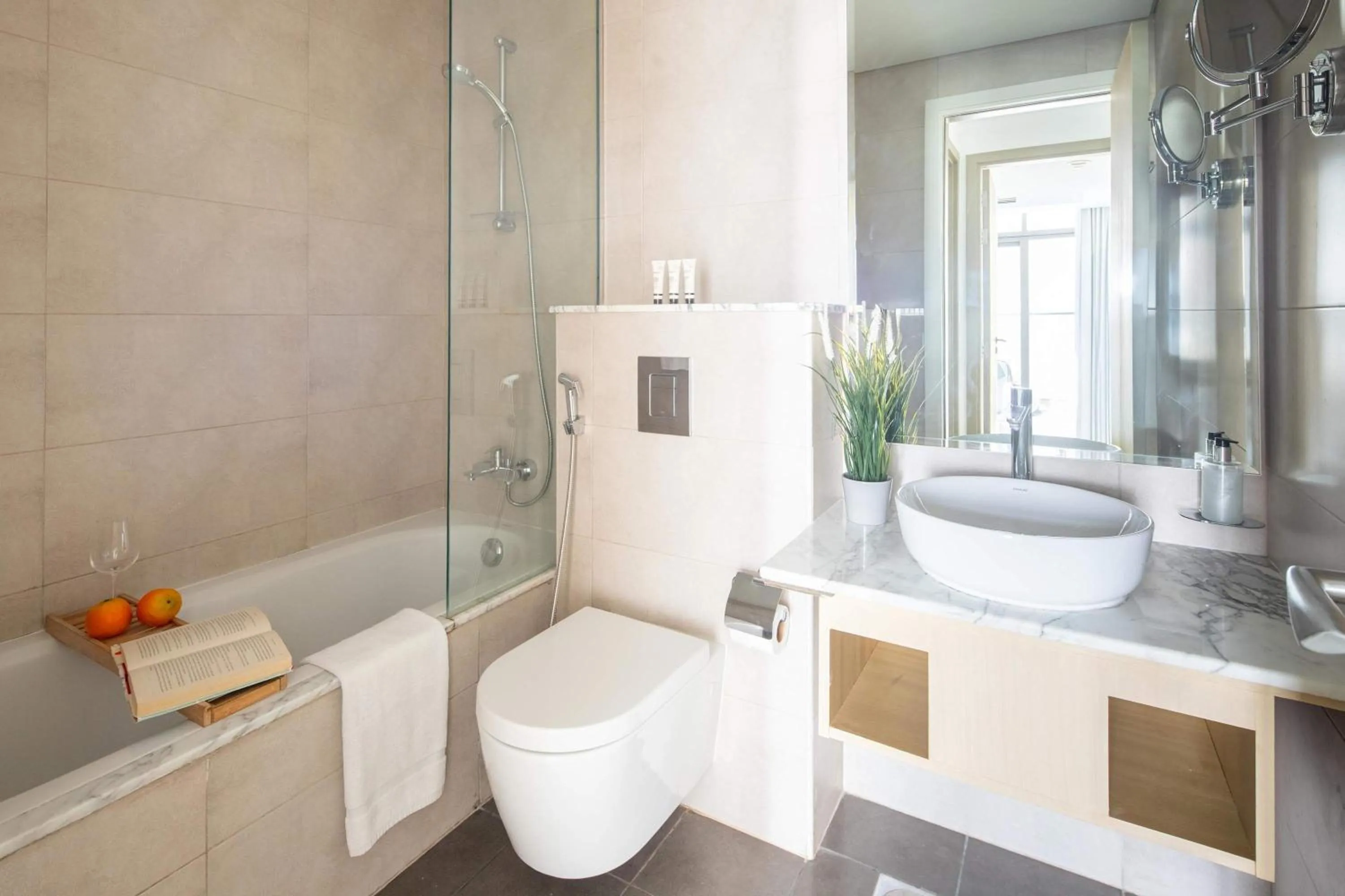 Frank Porter - Paramount Midtown