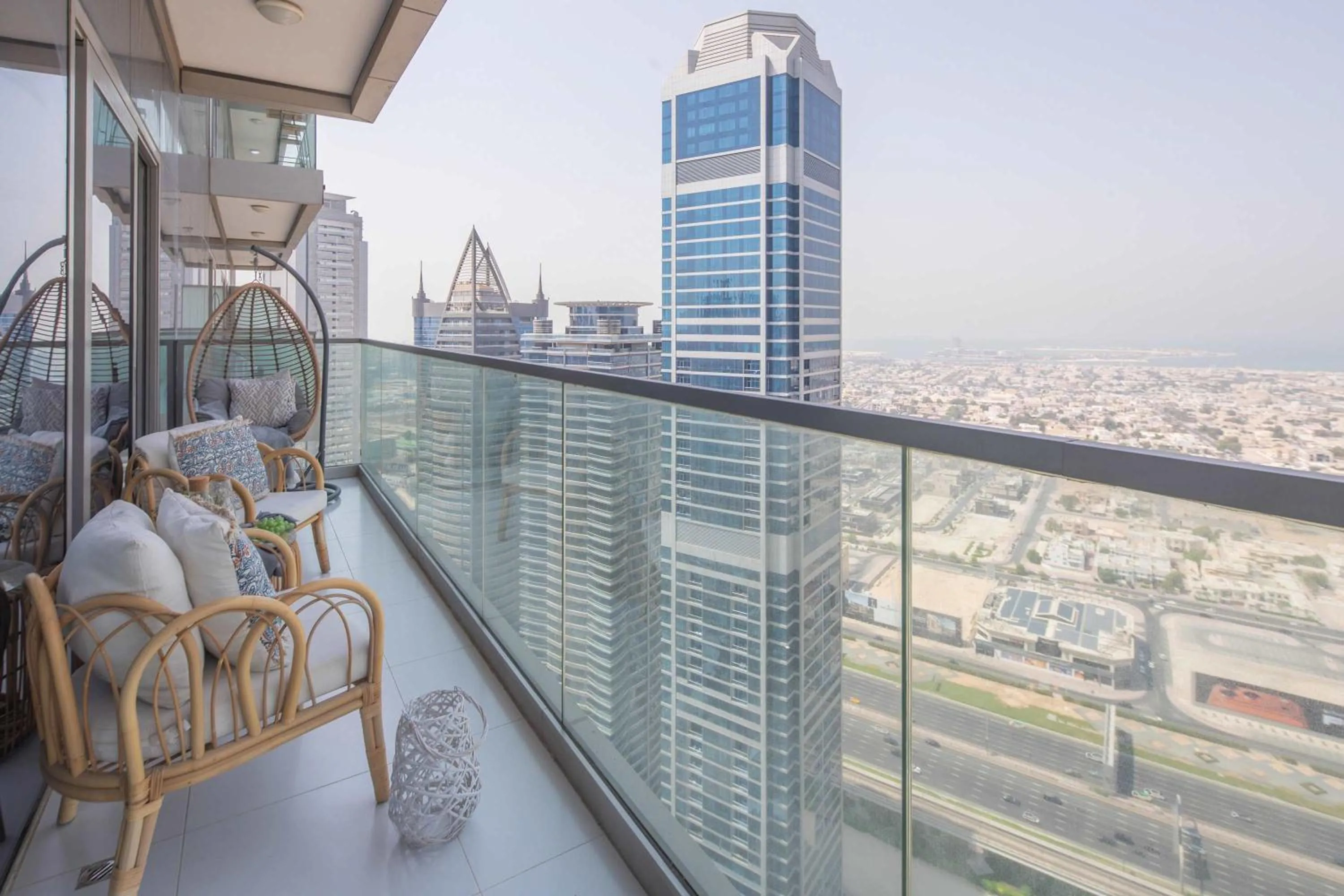 Frank Porter - Paramount Midtown