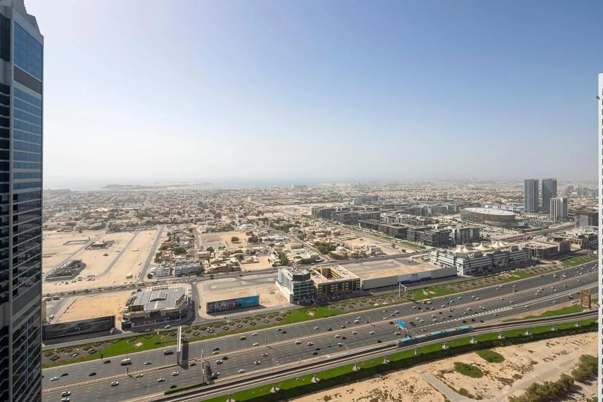 Frank Porter - Paramount Midtown