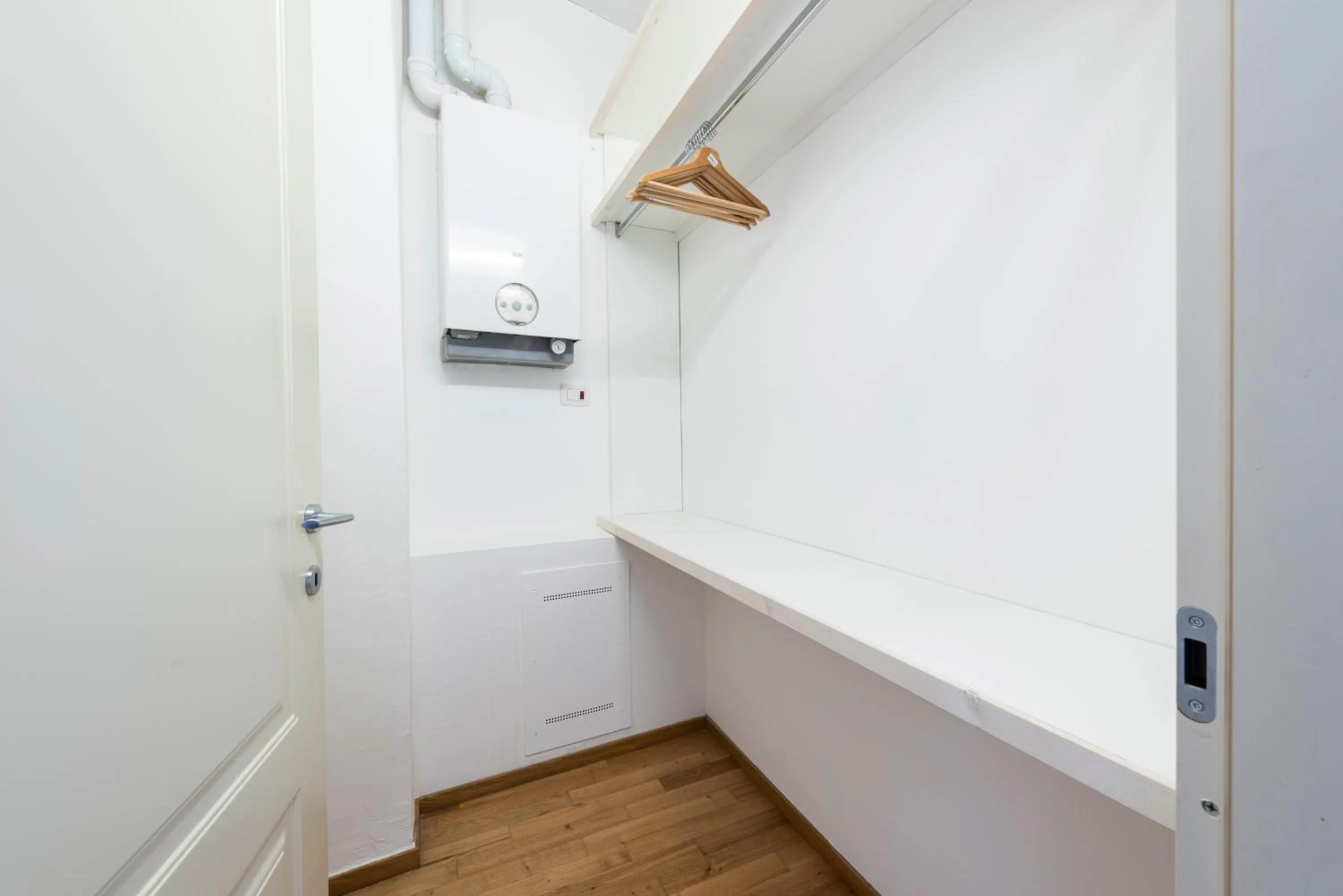 wardrobe in Santa Croce Palace by Mmega