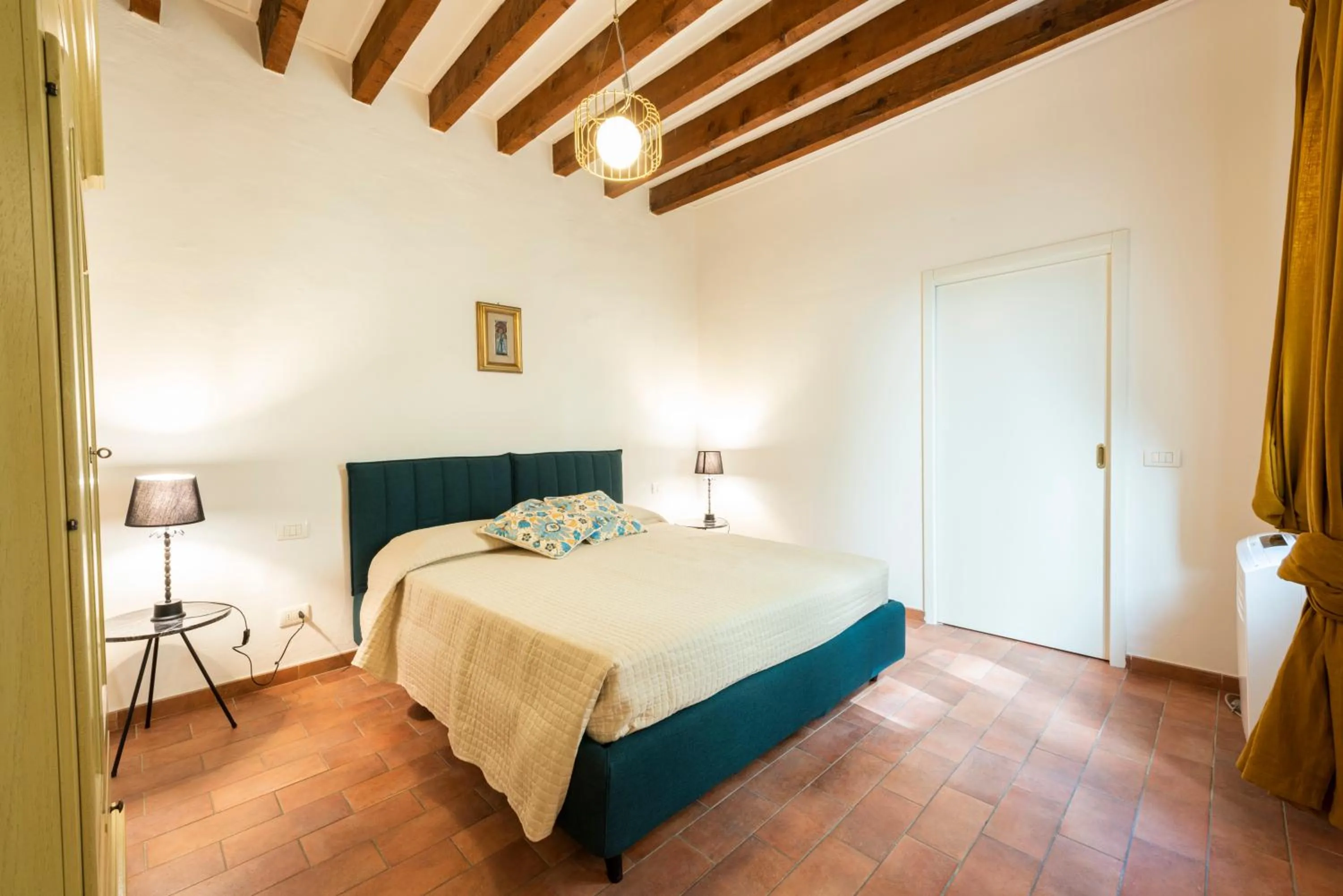 Bed in Santa Croce Palace by Mmega