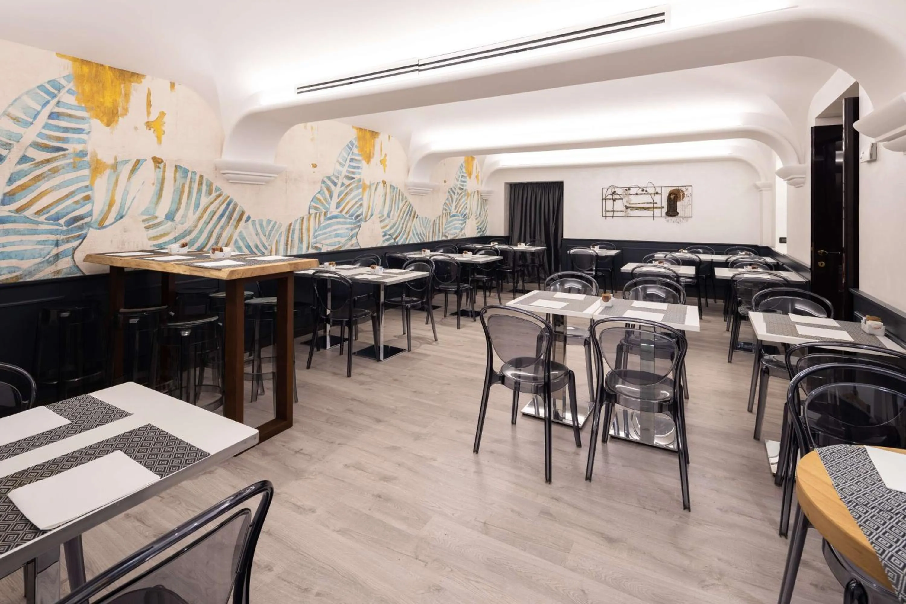 Breakfast in Best Western Plus Hotel Genova