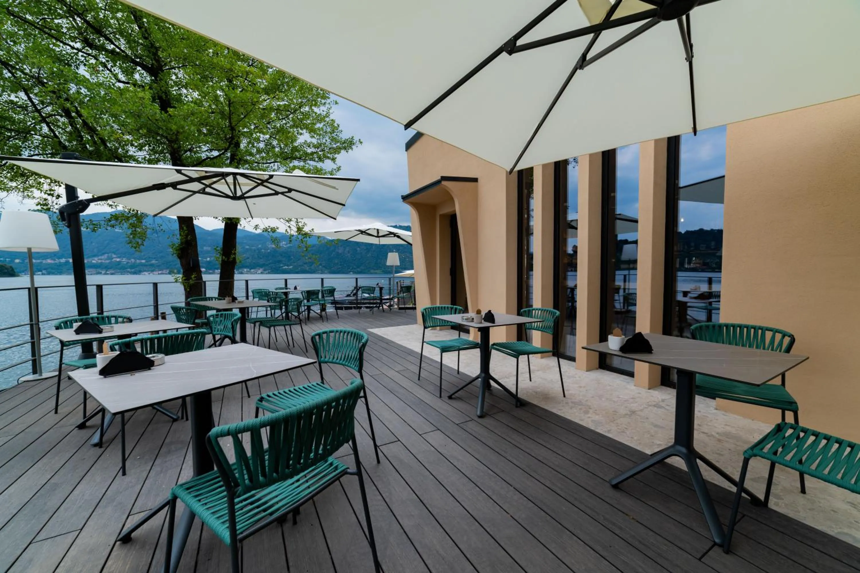 Restaurant/places to eat in Hotel L'Approdo