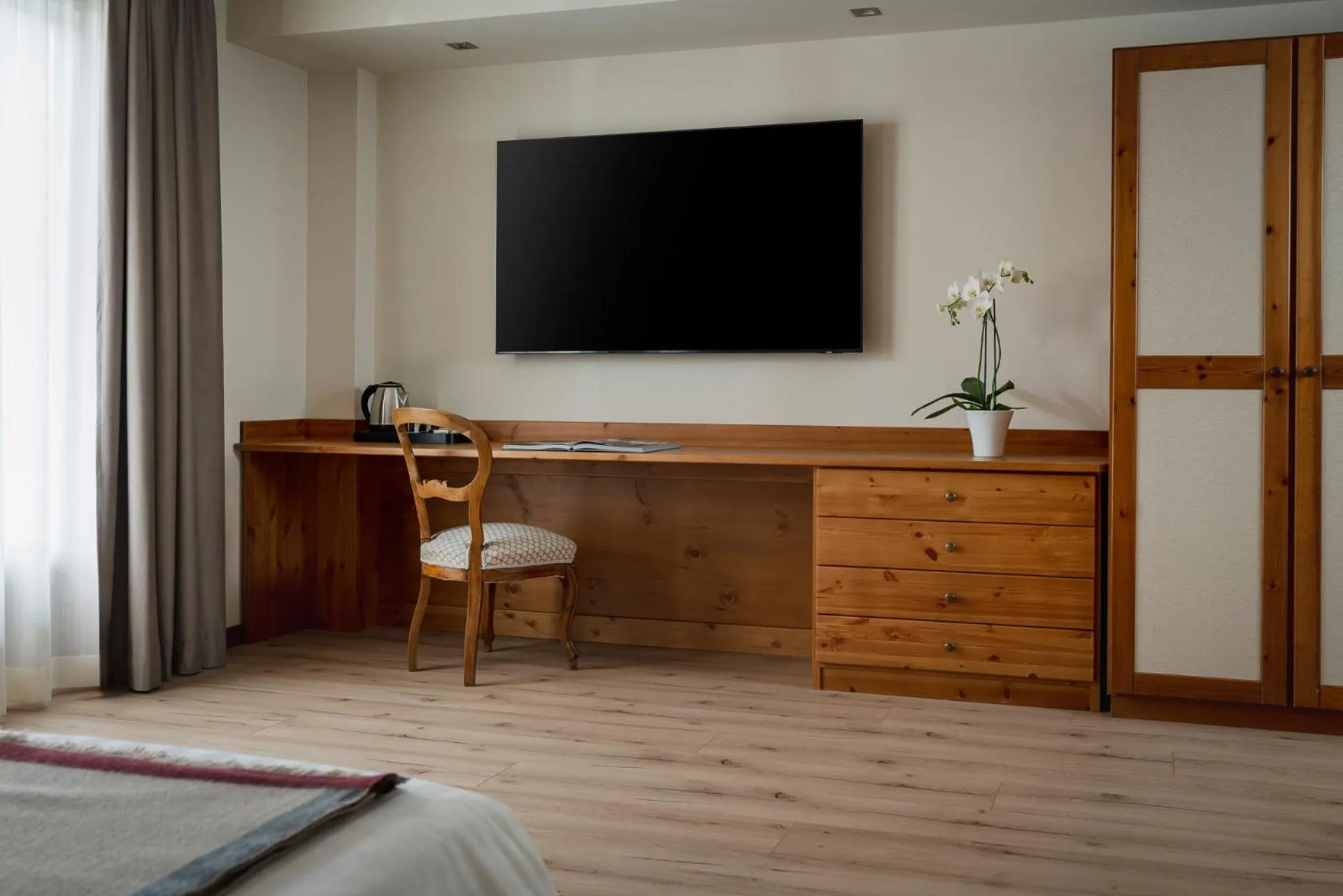 Bed in Hotel Cristallo