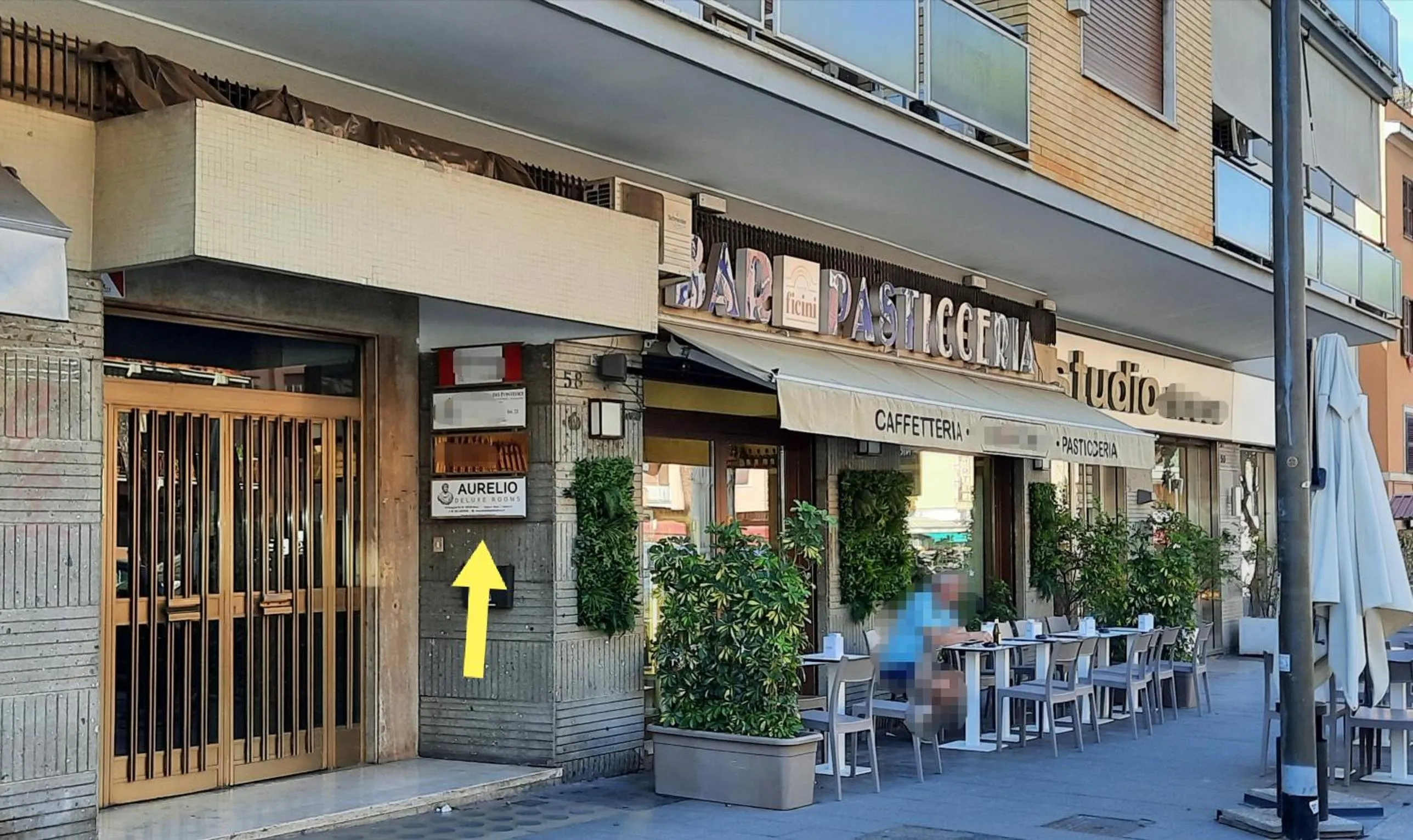 Property building in Aurelio Deluxe Rooms