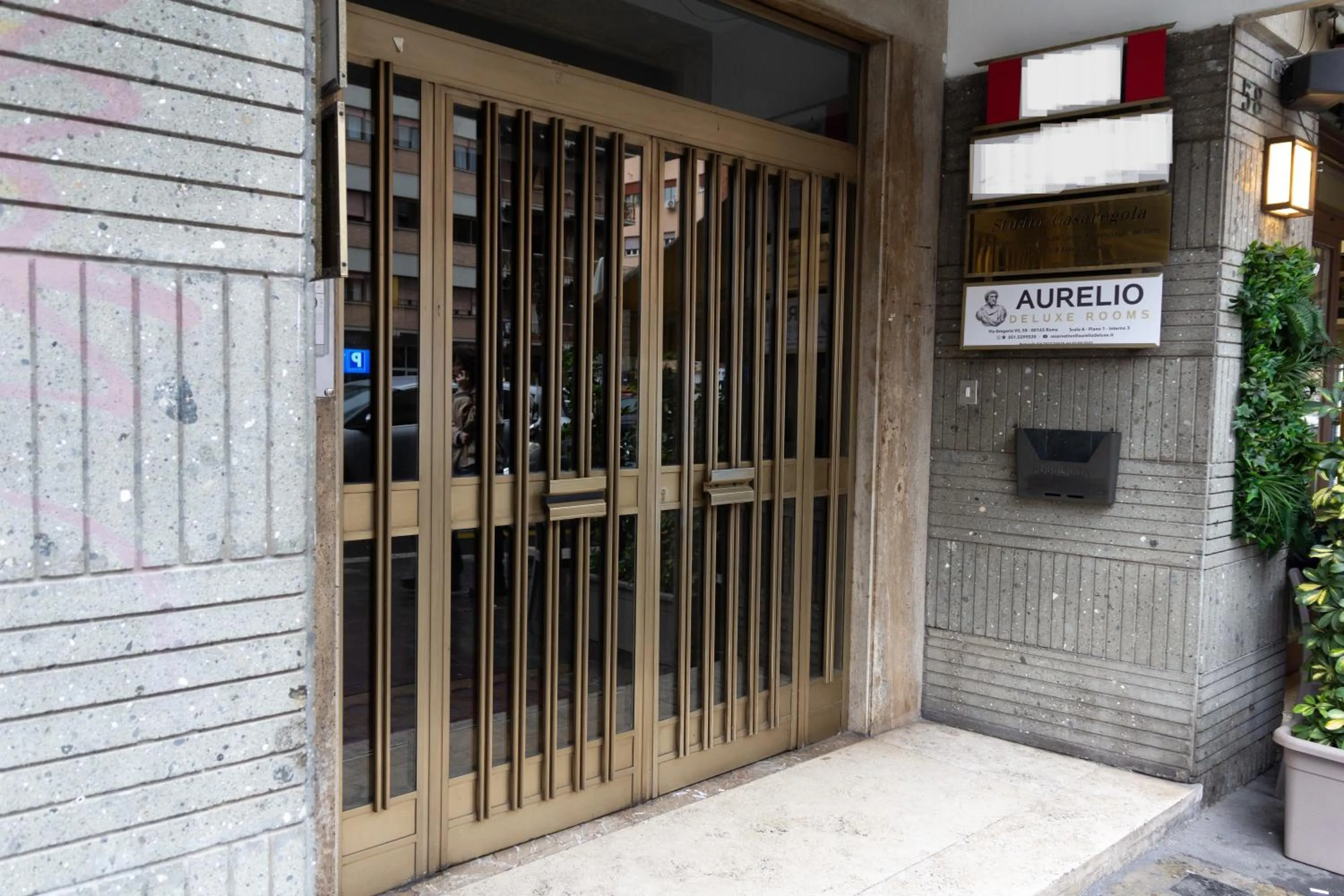 acessibility in Aurelio Deluxe Rooms