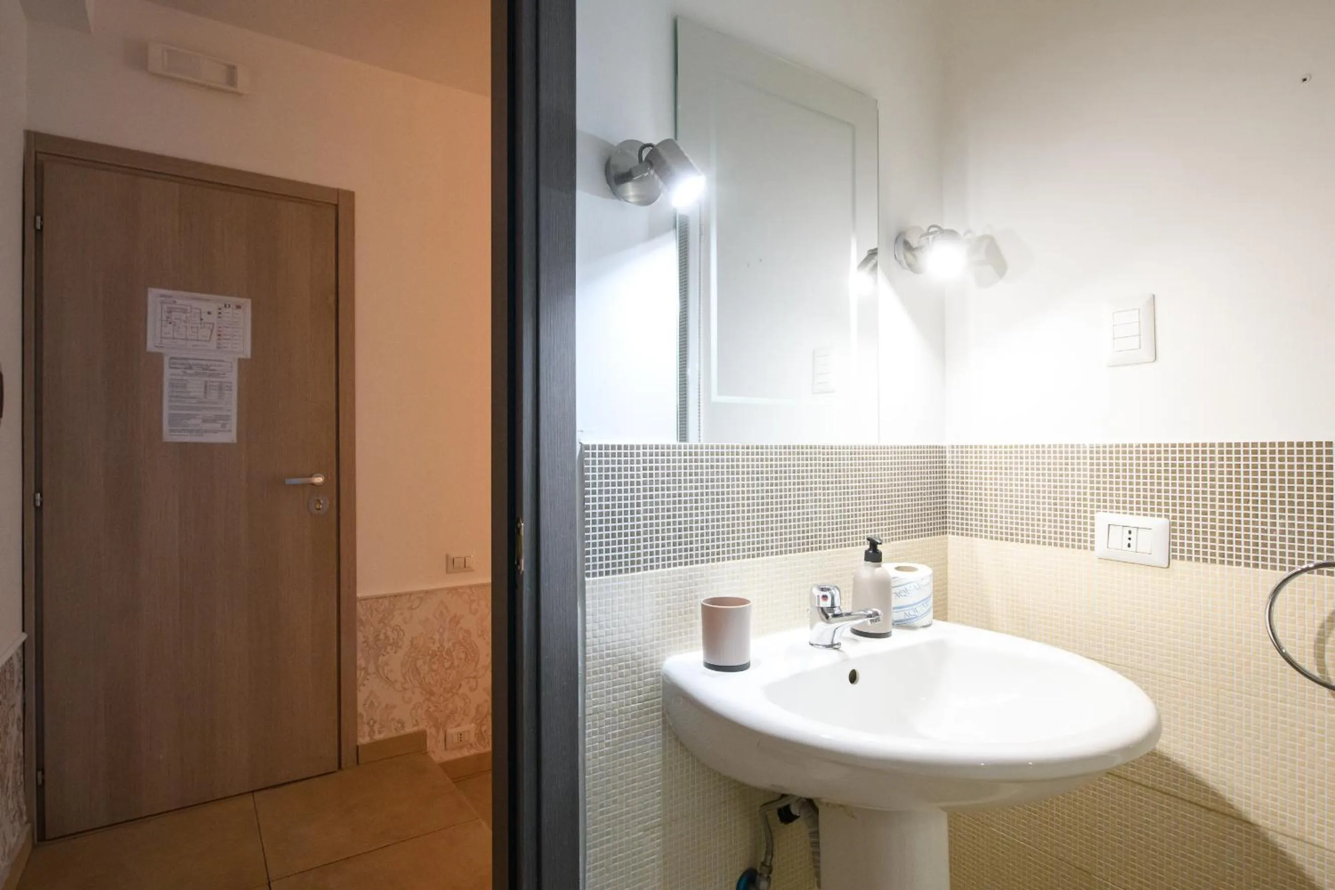 Bathroom in Aurelio Deluxe Rooms