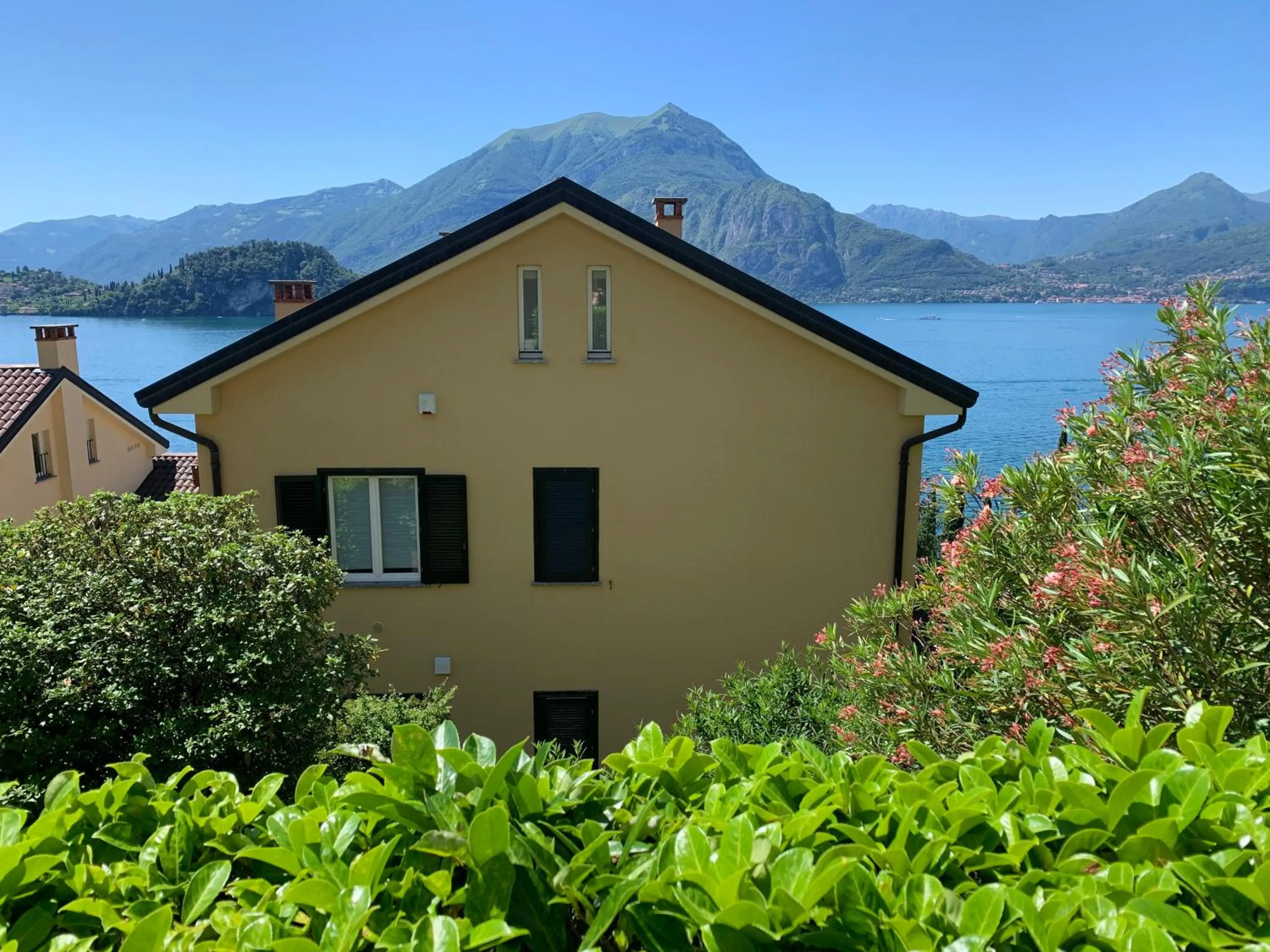 Il terrazzo sul Lago