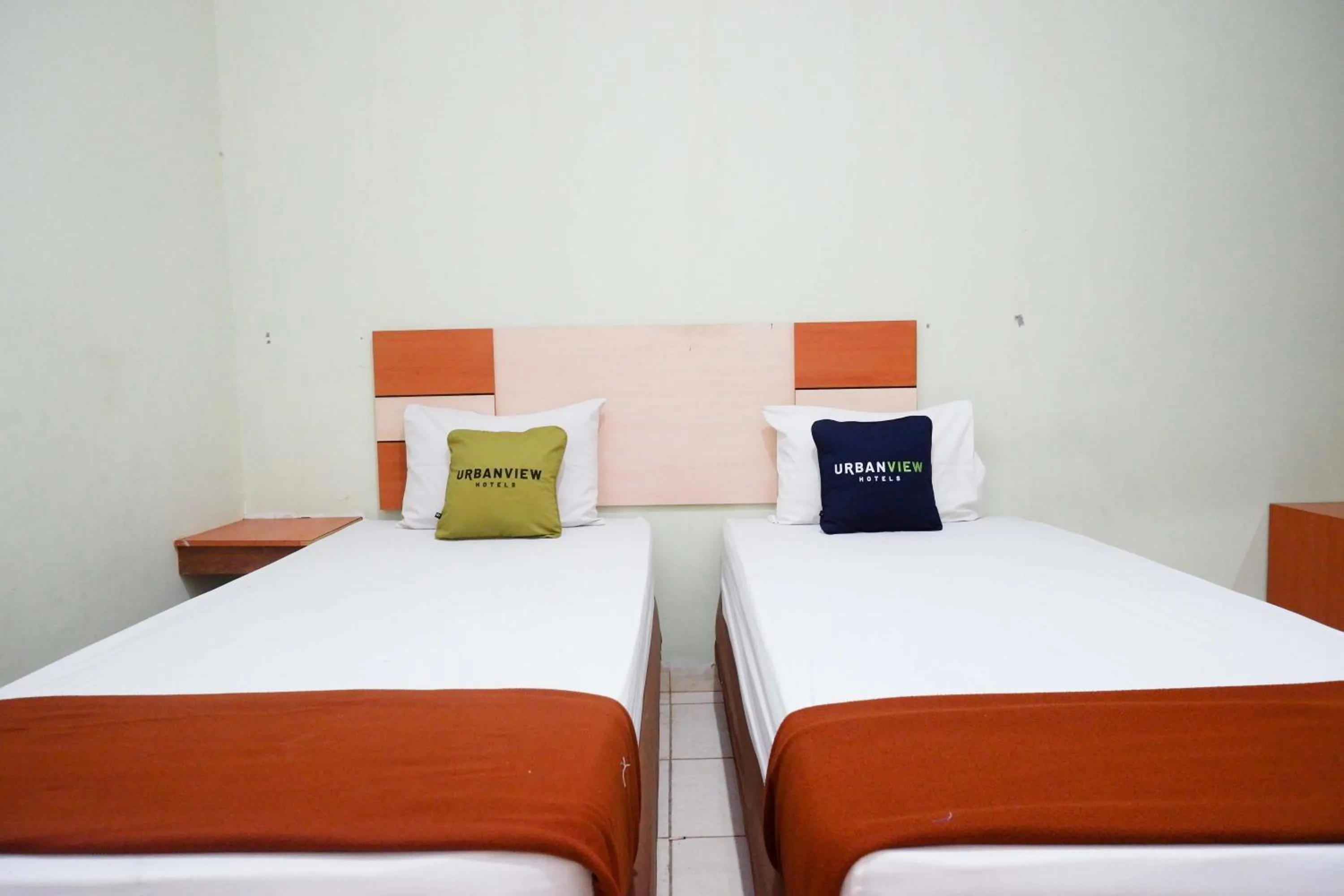 Bedroom, Bed in Urbanview Hotel Platinum Parepare