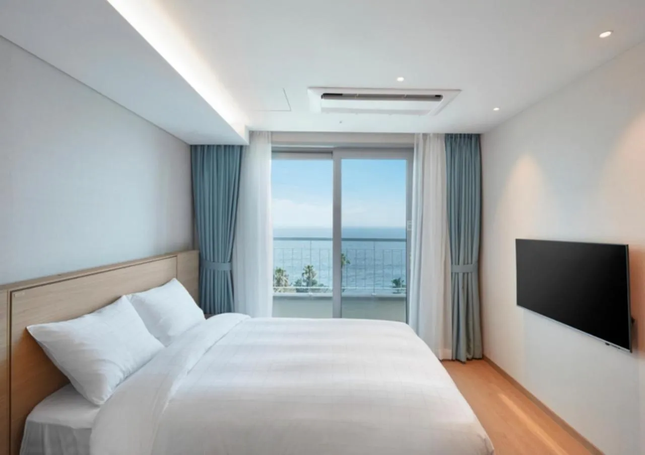 Bed in Kumho Jeju Resort