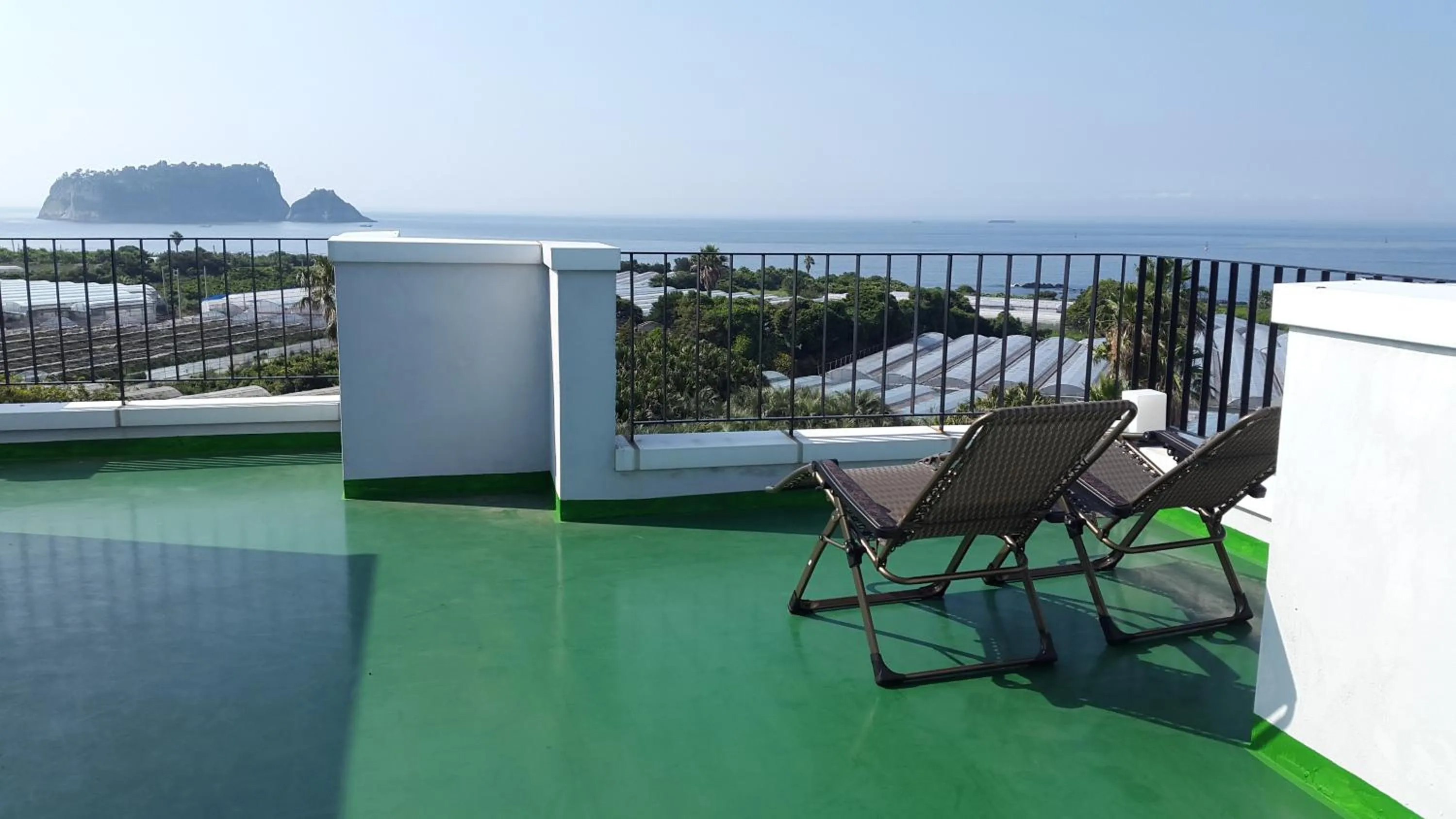 Jeju Bada Wi Olle Pension