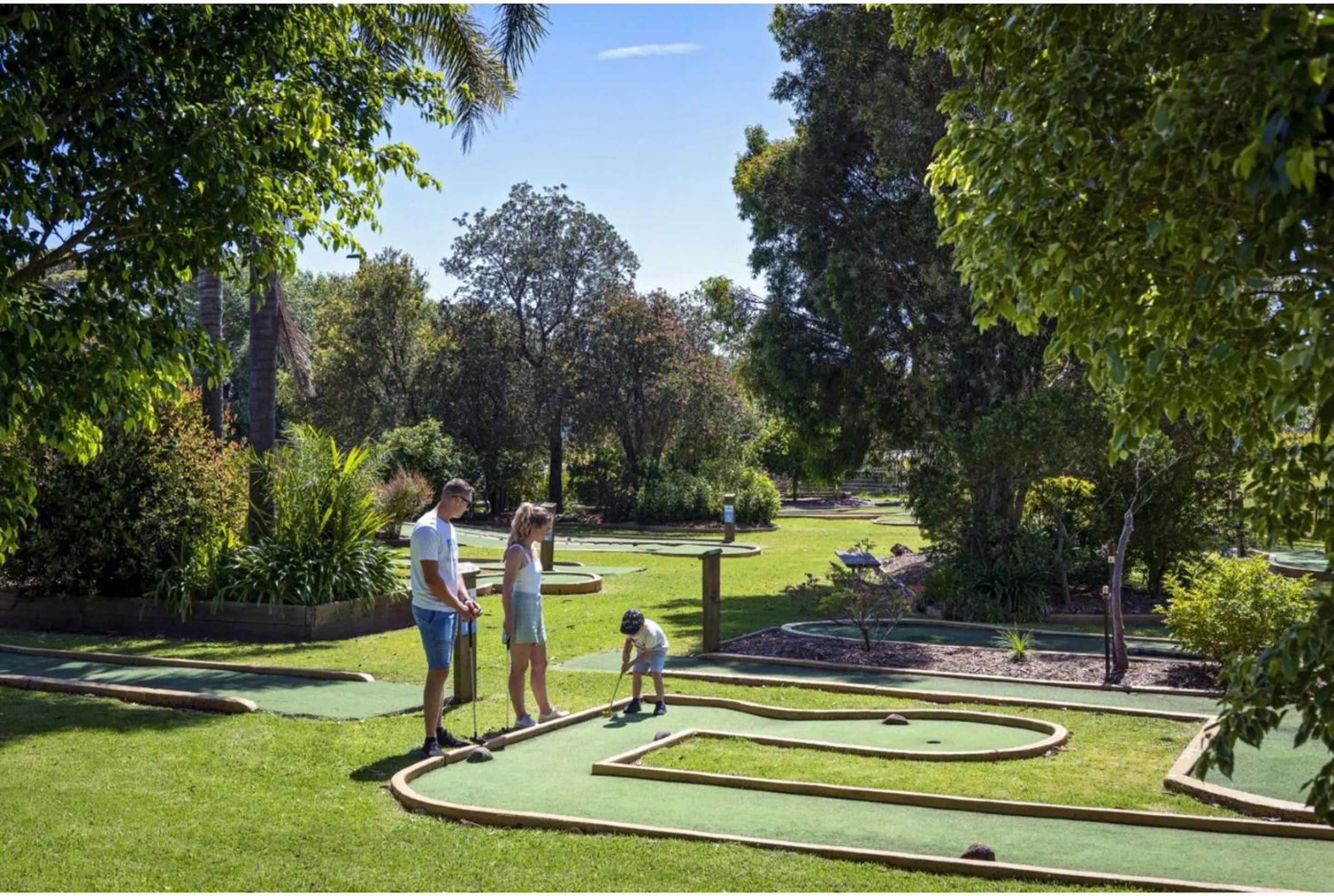 Minigolf in Discovery Parks - Burrill Lake, Ulladulla