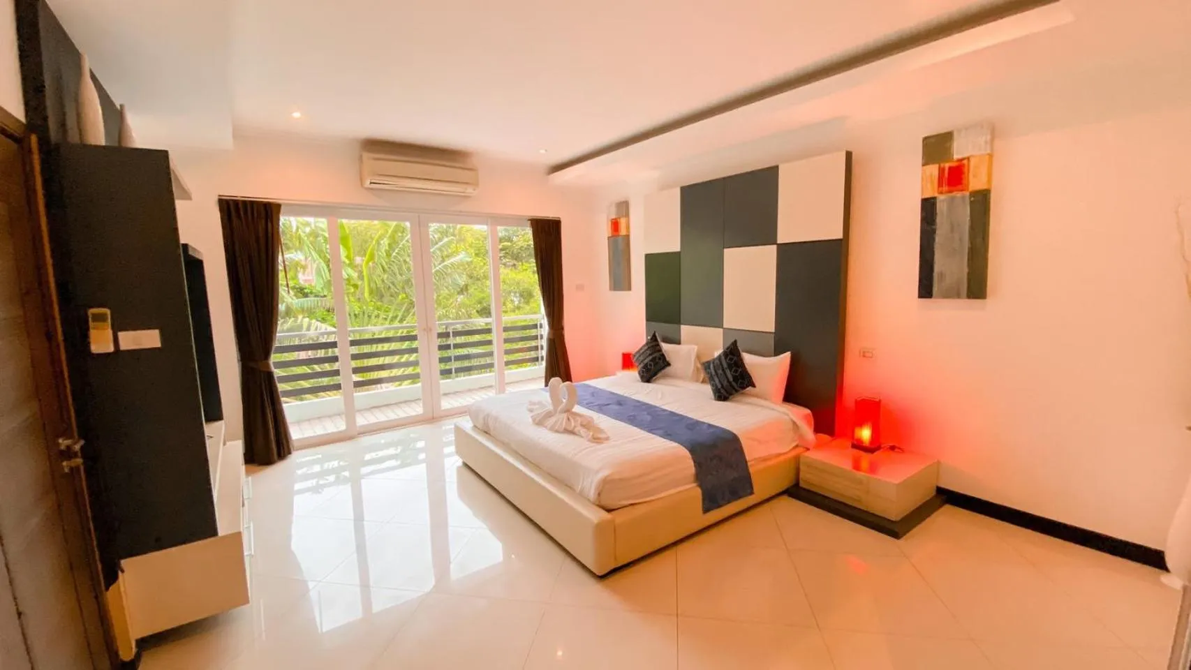 Bedroom, Bed in Hidden Palm Pool Villas