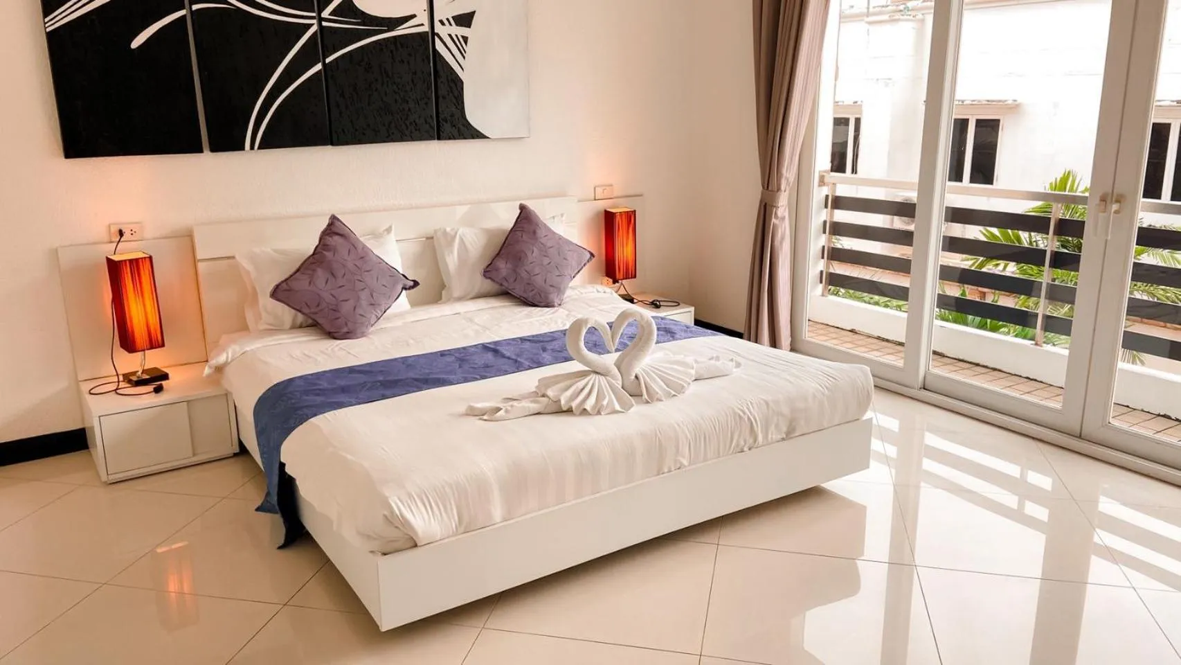 Bed in Hidden Palm Pool Villas