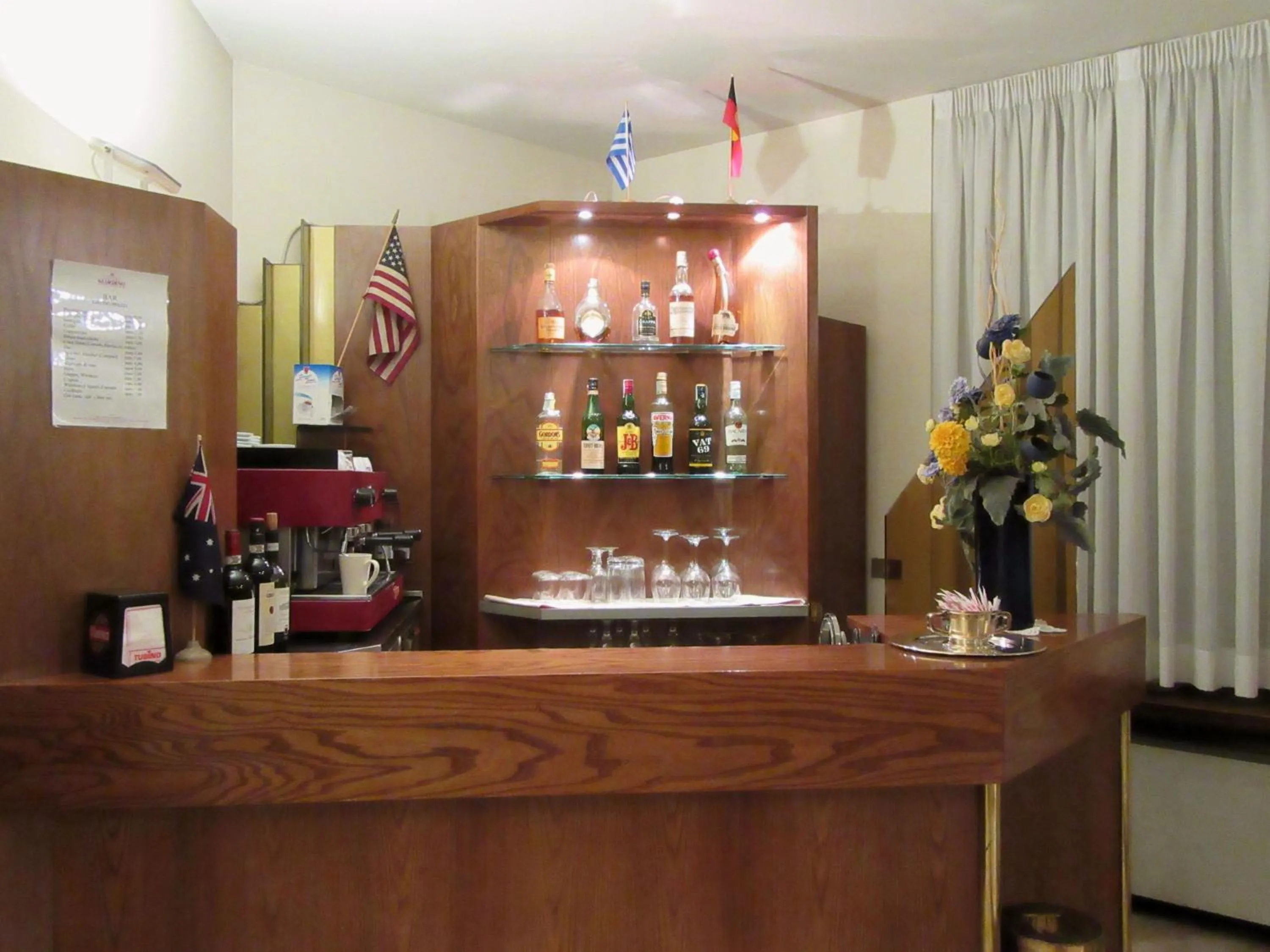 Shower in Hotel Giardino