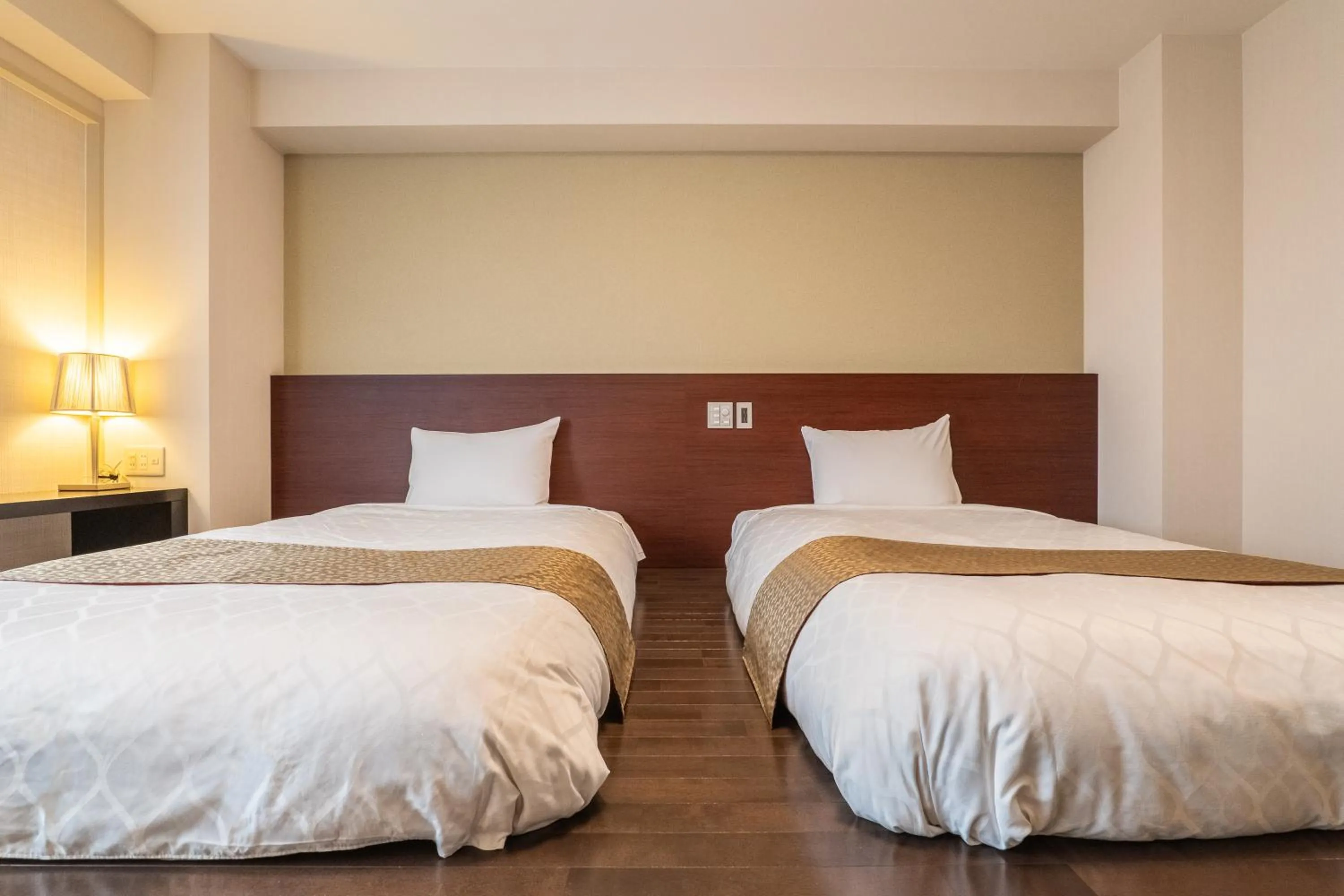 Photo of the whole room, Bed in -SPA RESORT- Nagoya Kasadera Hotel