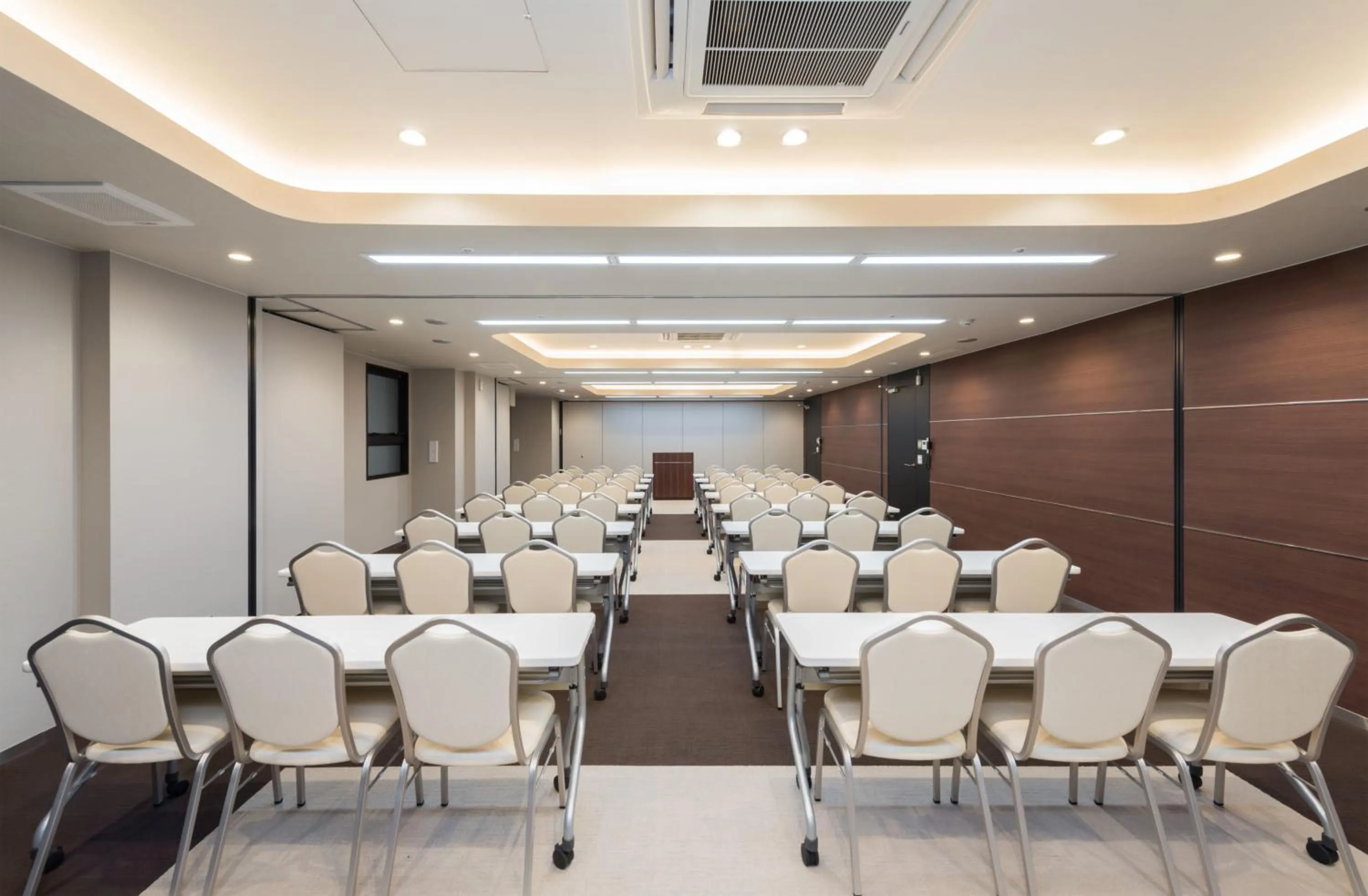 Meeting/conference room in Nagoya Kanayama Hotel