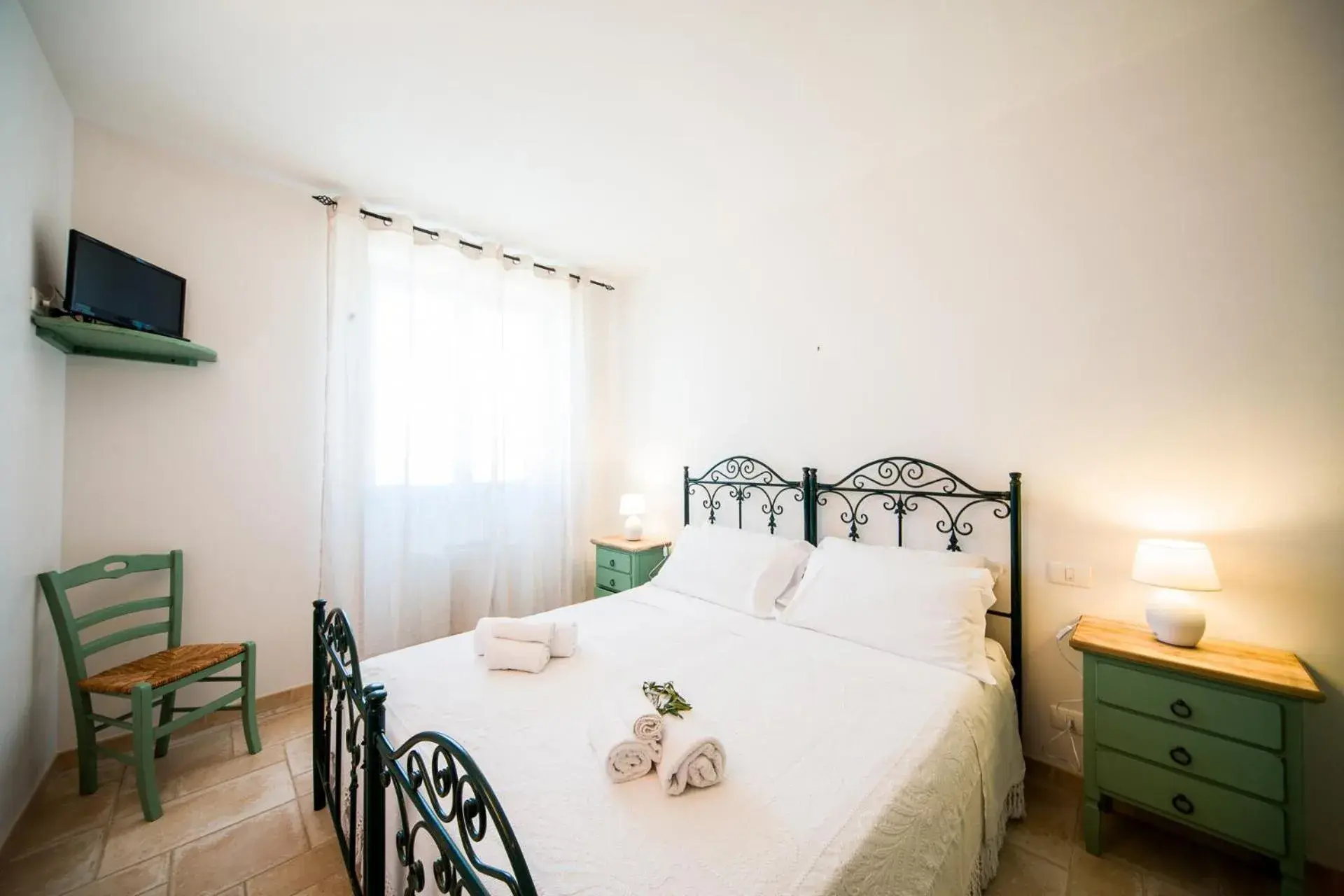 Two-Bedroom Suite in Trulli Nuova Aia Resort Two-Bedroom Suite in Trulli Nuova Aia Resort