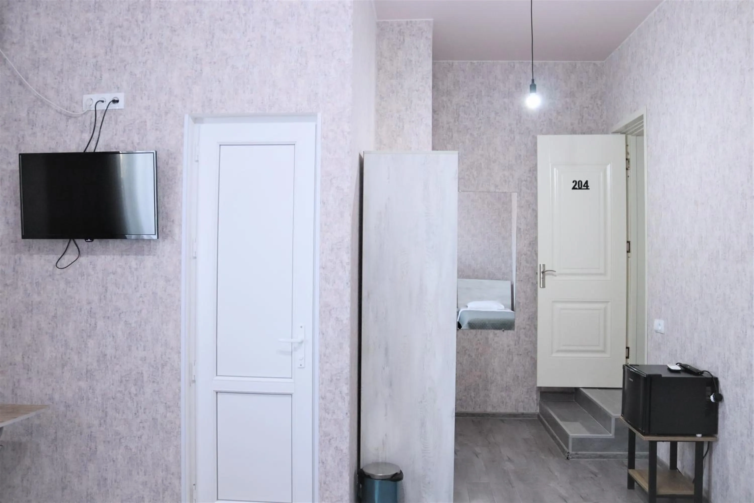 TV and multimedia in Hotel West Face