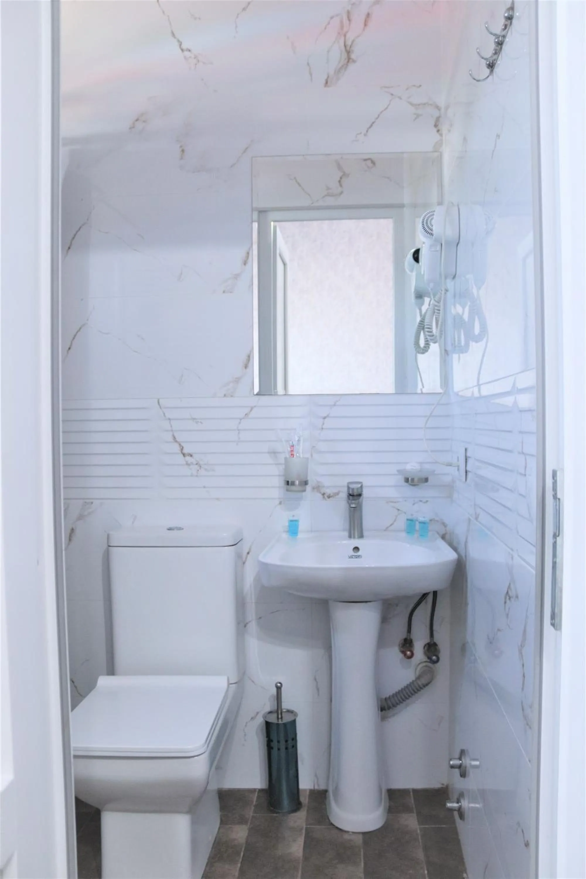 Toilet in Hotel West Face