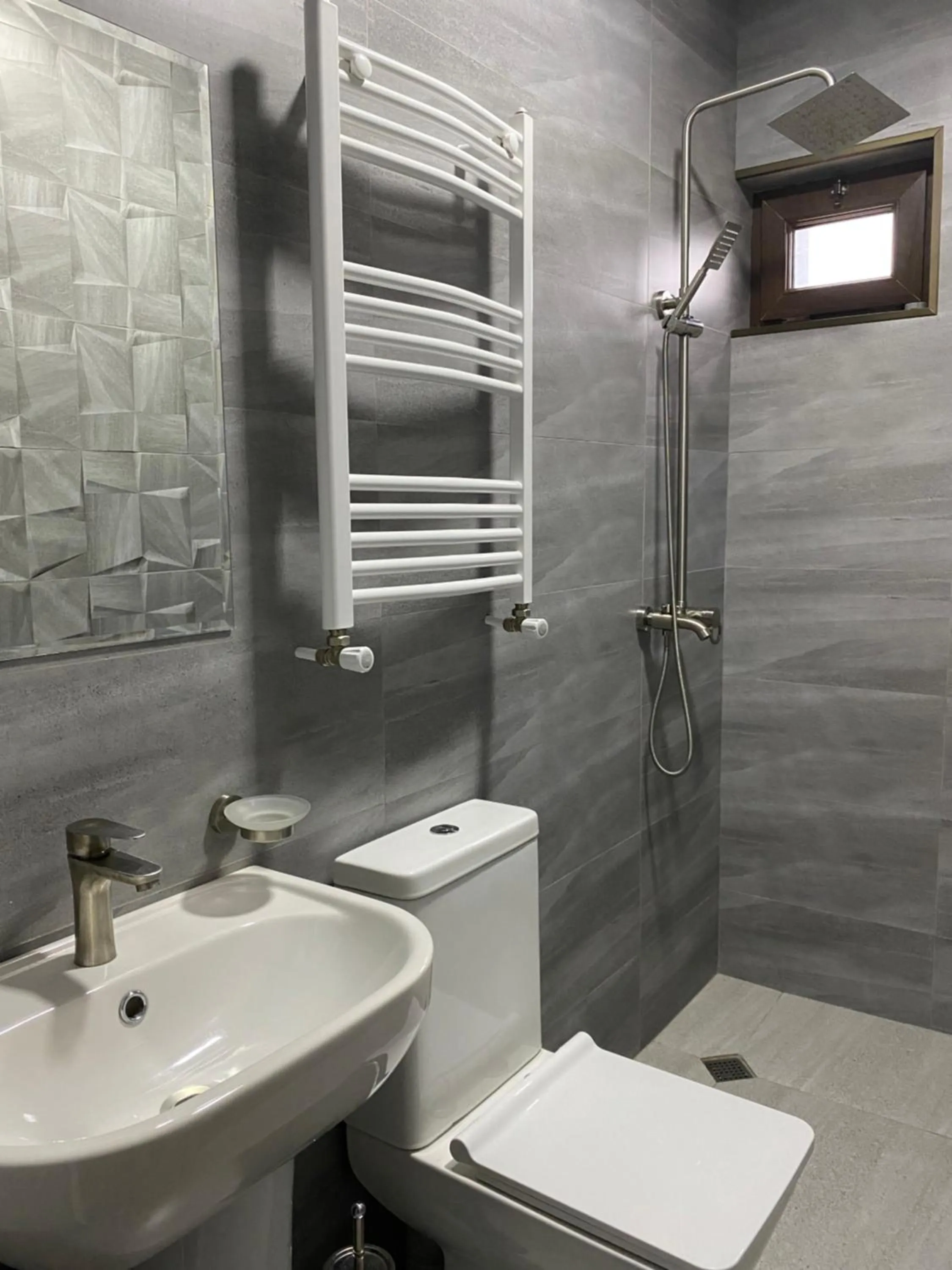 Toilet in Hotel West Face