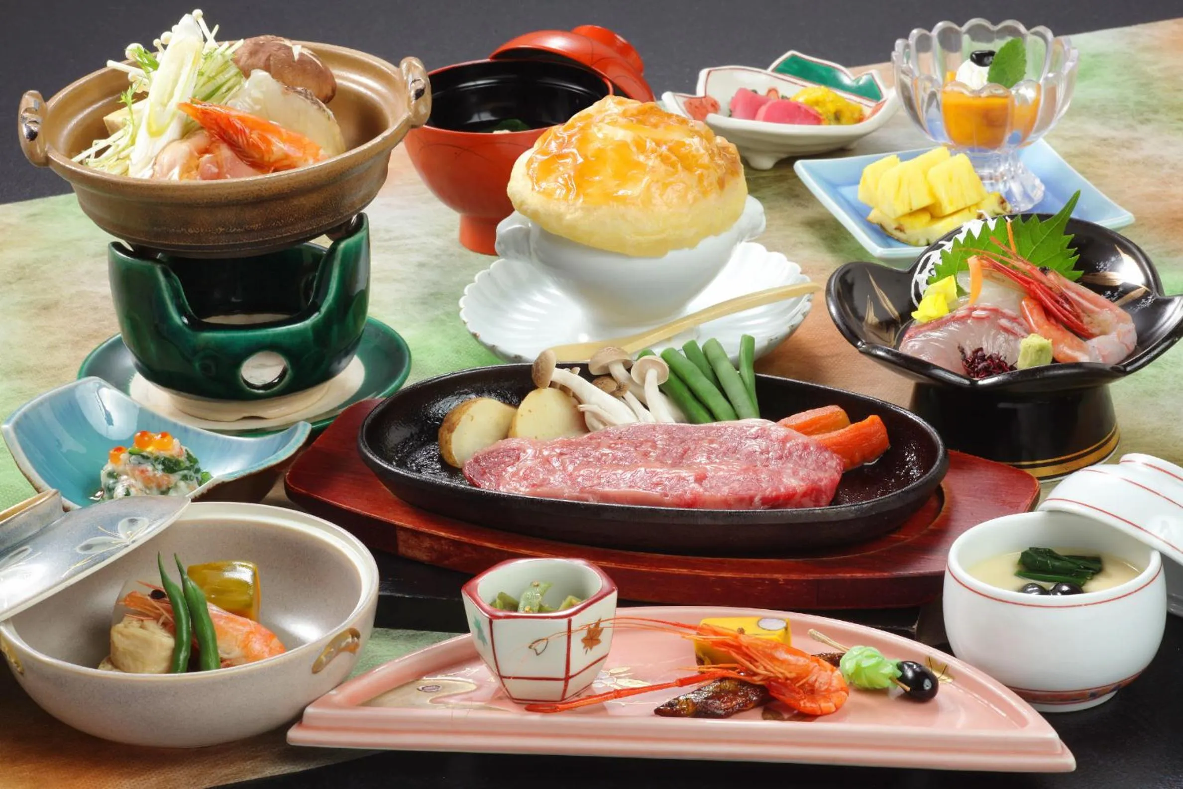 Dinner in 湯郷グランドホテル Yunogo Onsen Yunogo Grand Hotel