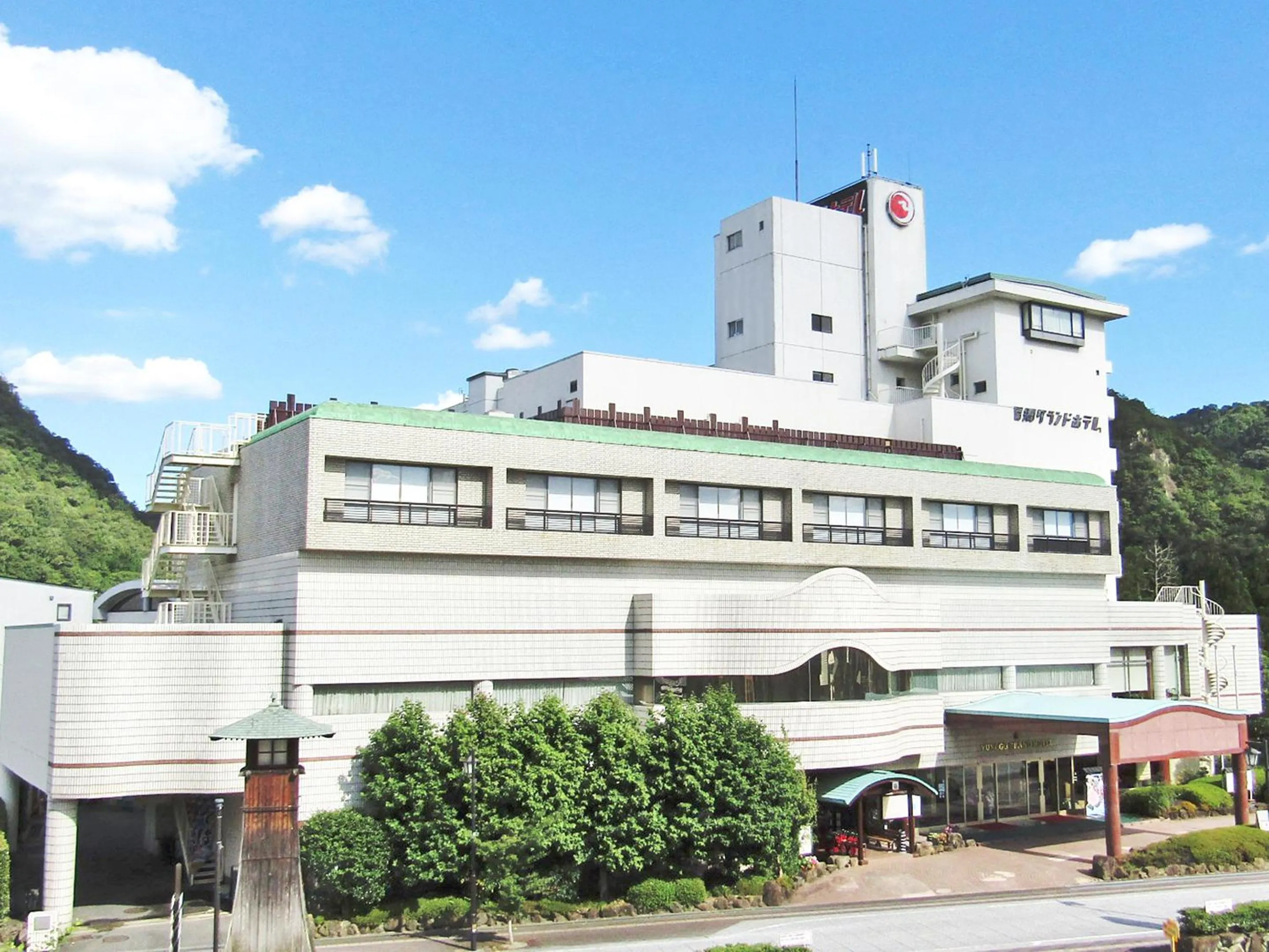 Property building in 湯郷グランドホテル Yunogo Onsen Yunogo Grand Hotel