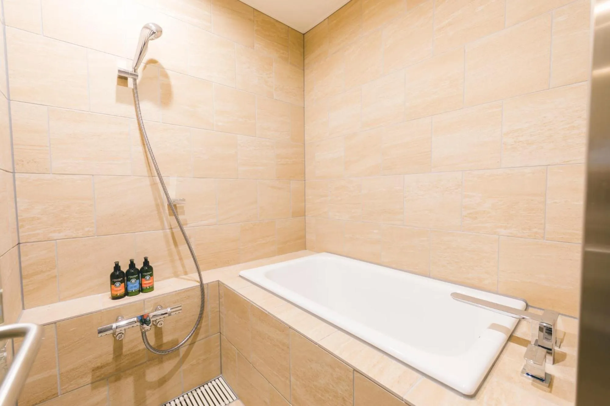 Bathroom in Seaside Hotel Maiko Villa Kobe