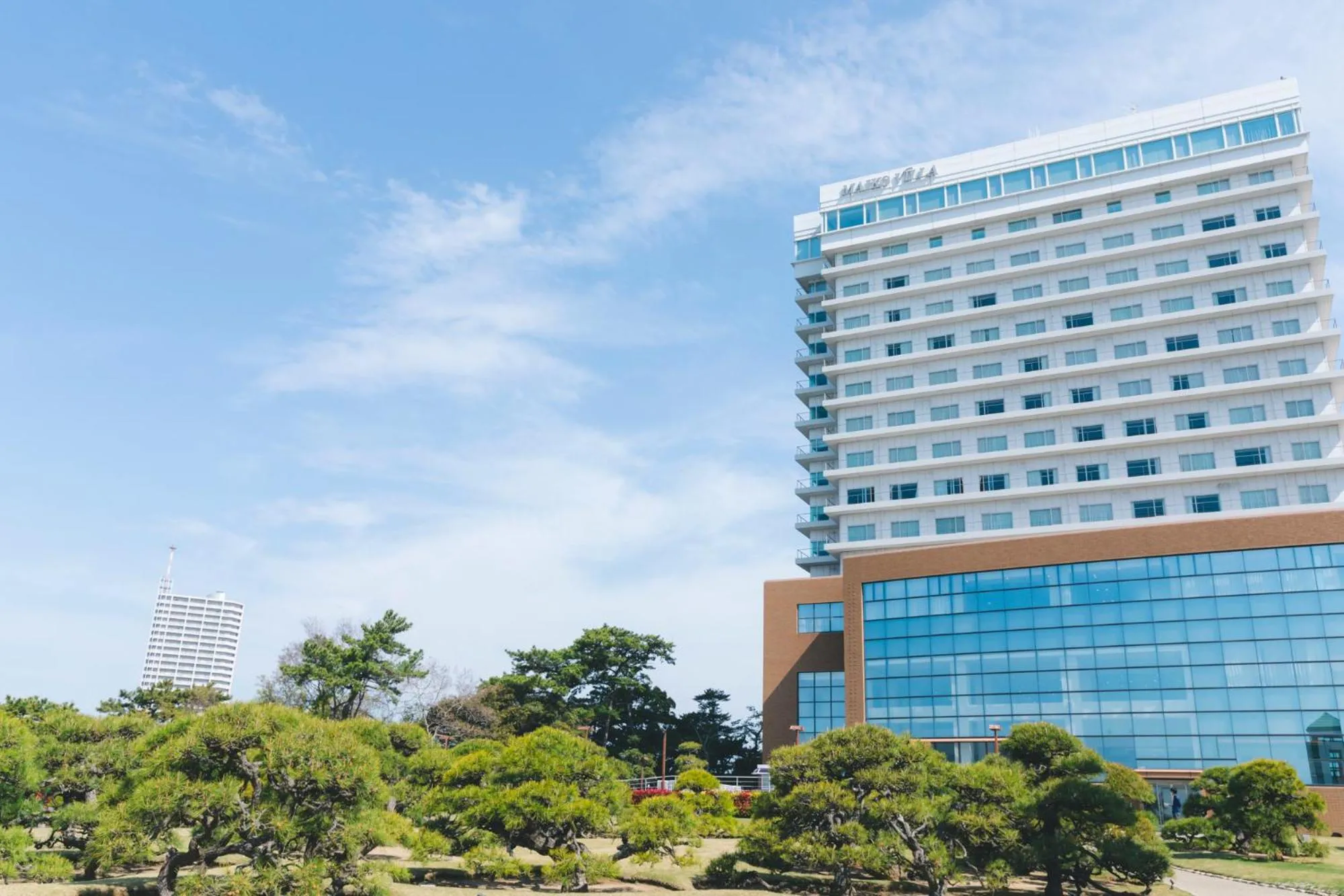 Property building in Seaside Hotel Maiko Villa Kobe