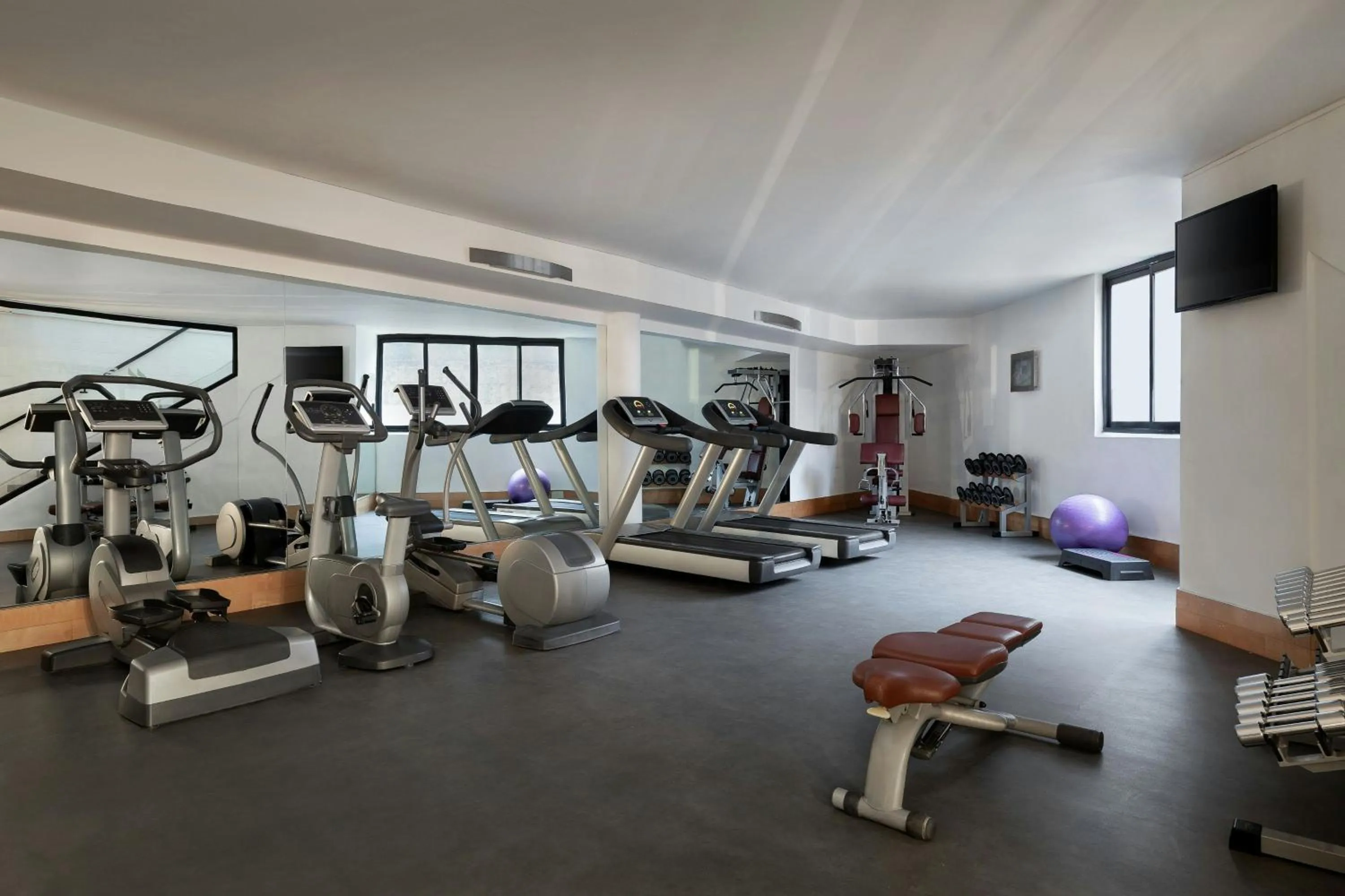 Fitness centre/facilities in Four Points by Sheraton Catania Hotel