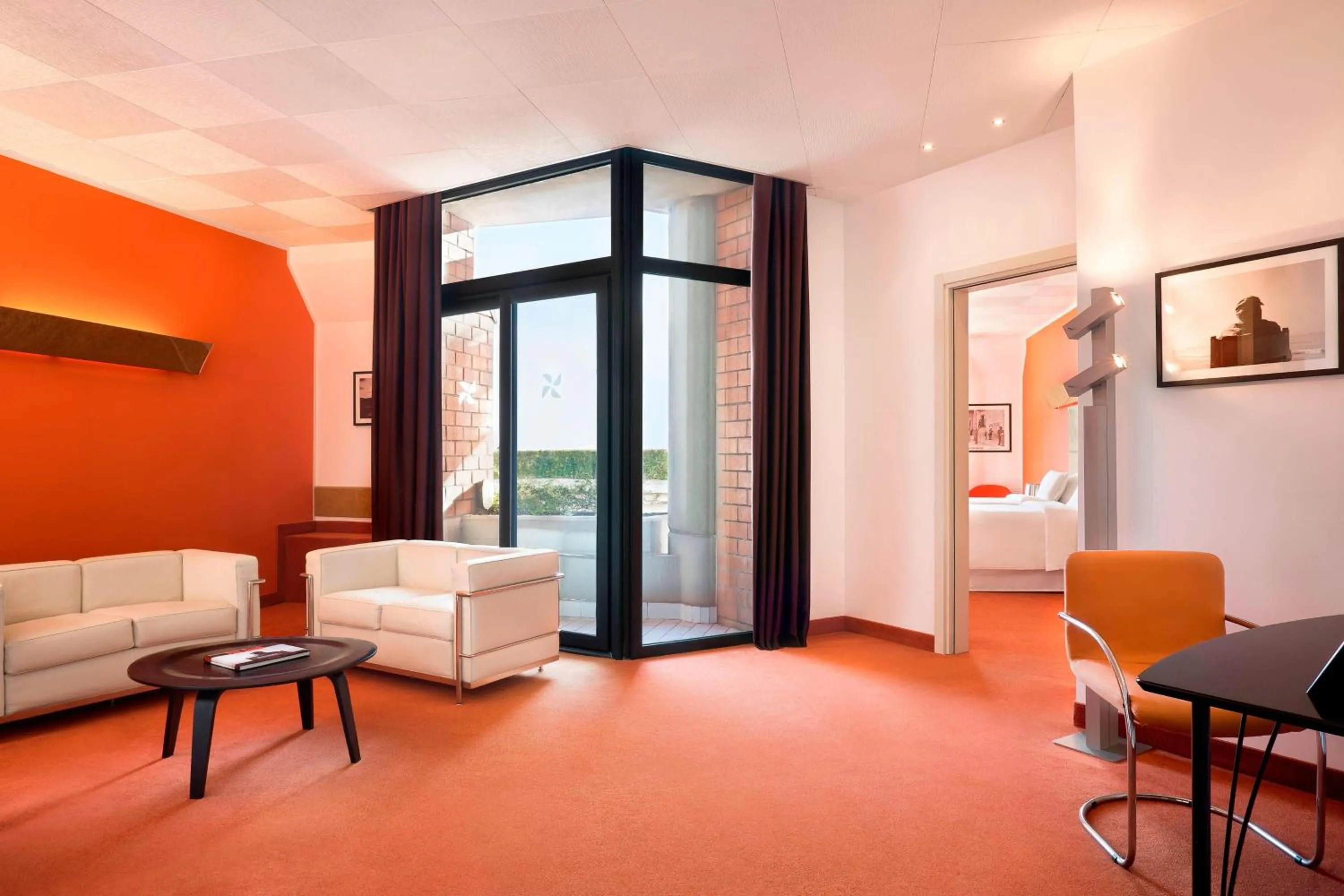 Living room in Four Points by Sheraton Catania Hotel