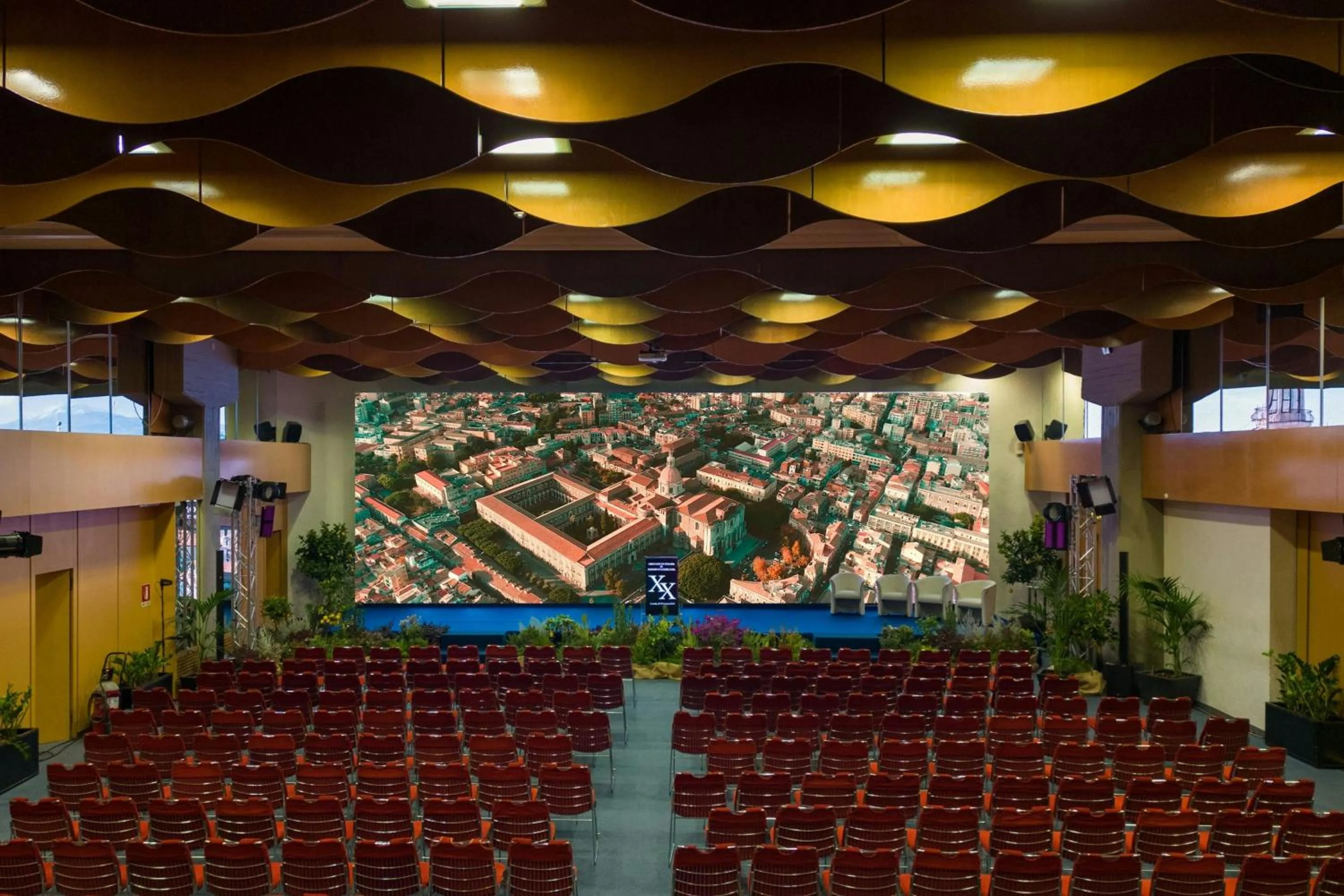 Meeting/conference room in Four Points by Sheraton Catania Hotel