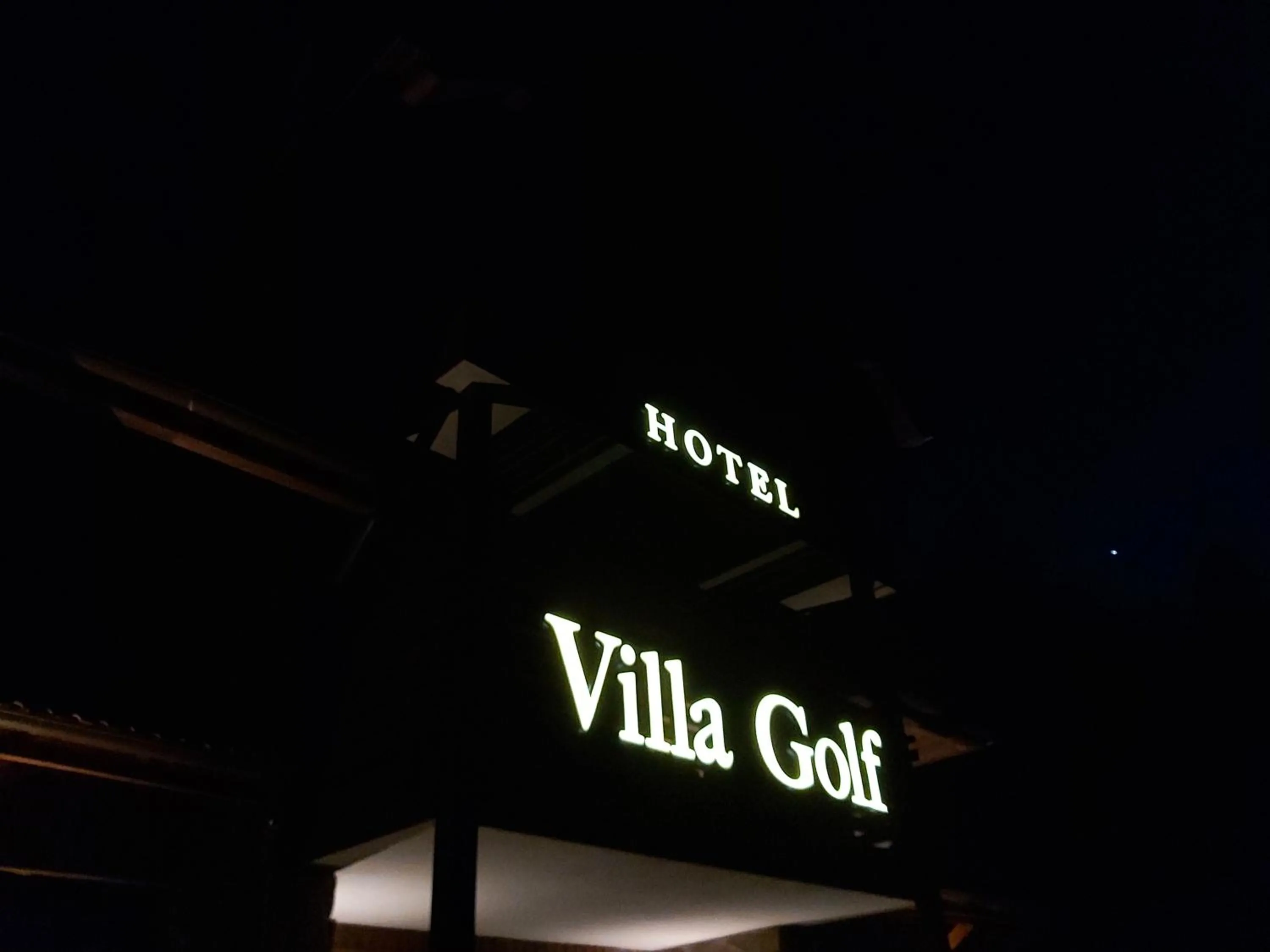 Night in Hotel Villa Golf Cihelny