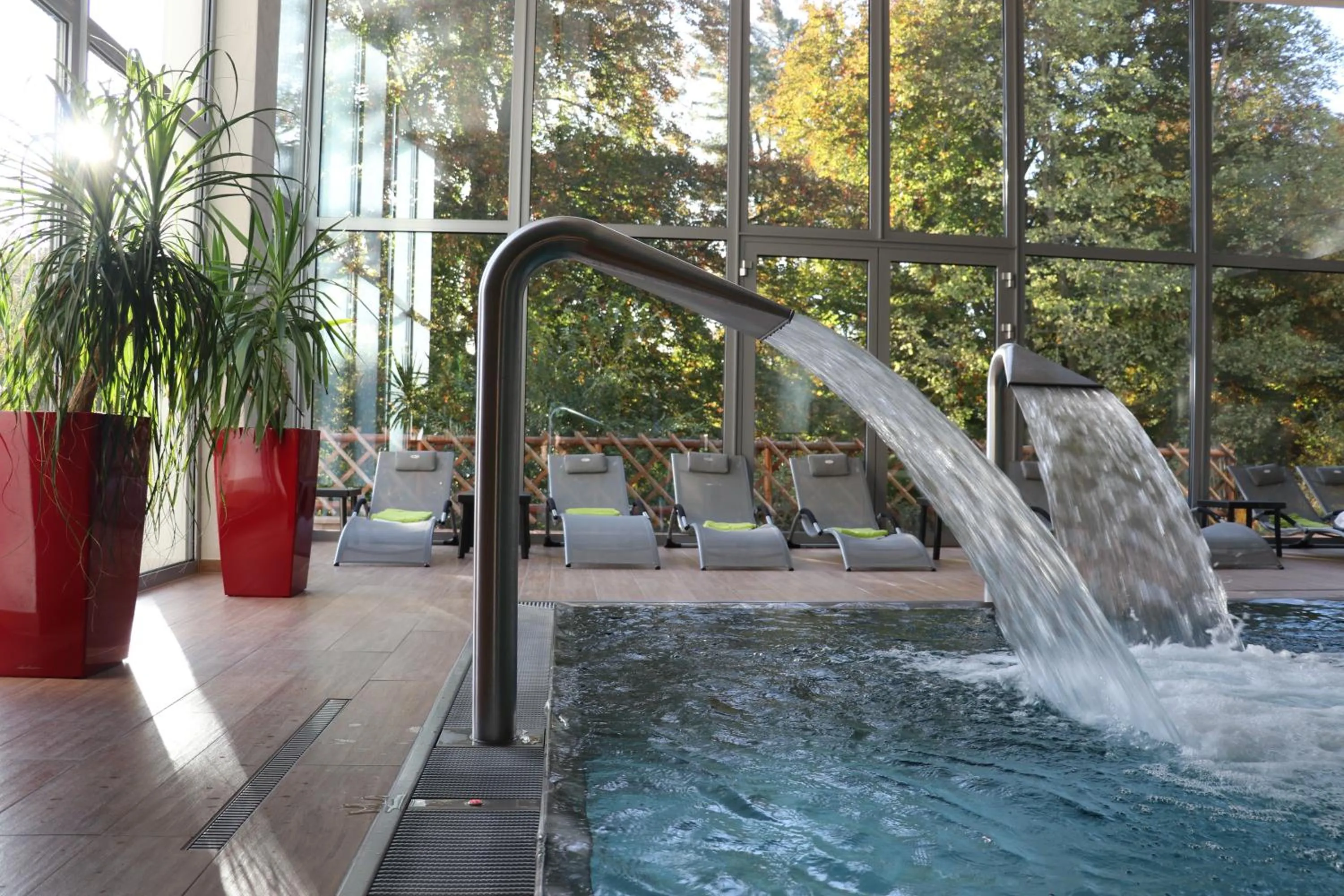 Swimming pool in Hotel Villa Golf Cihelny