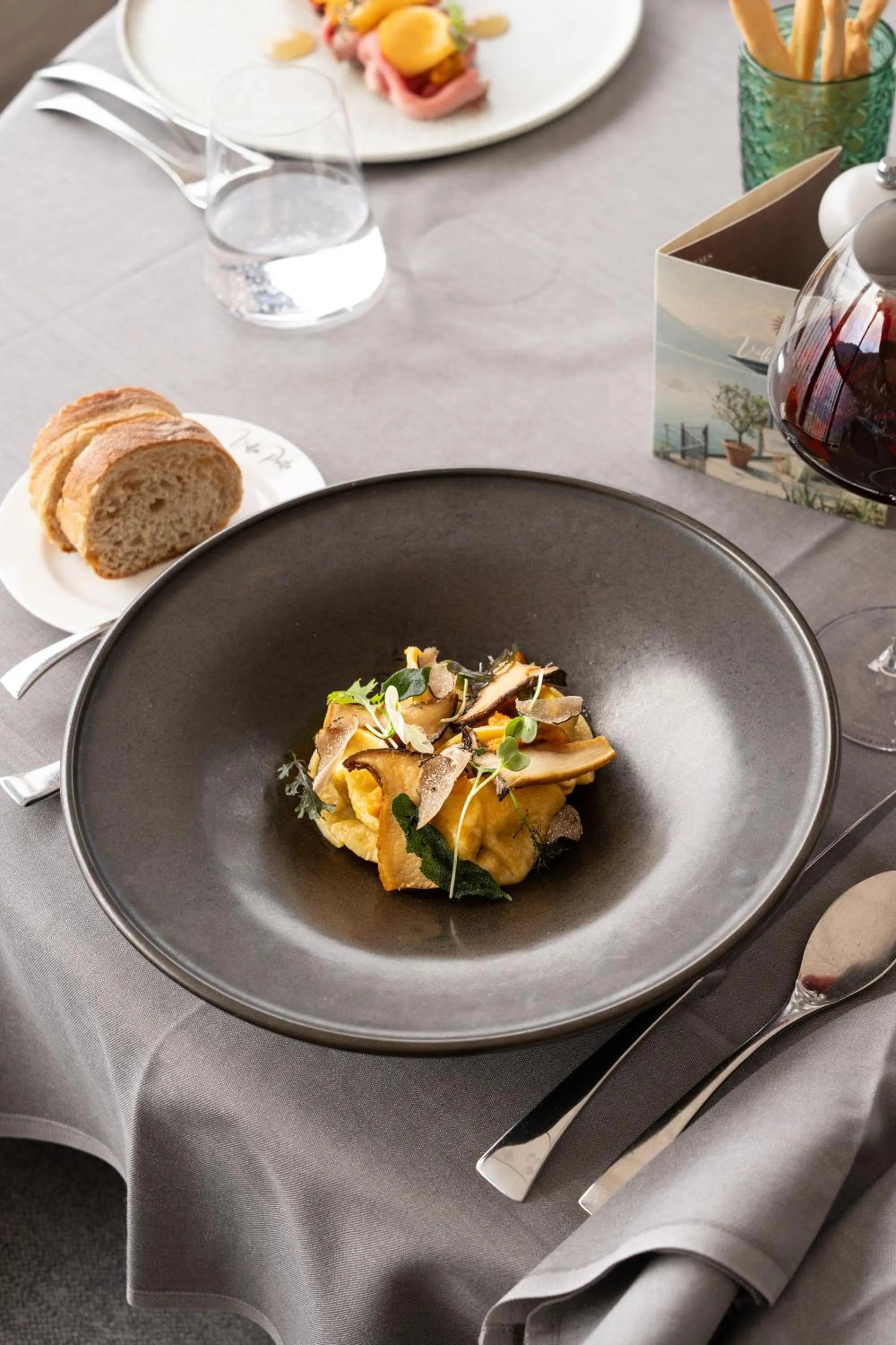 Restaurant/places to eat in Relais Villa Porta