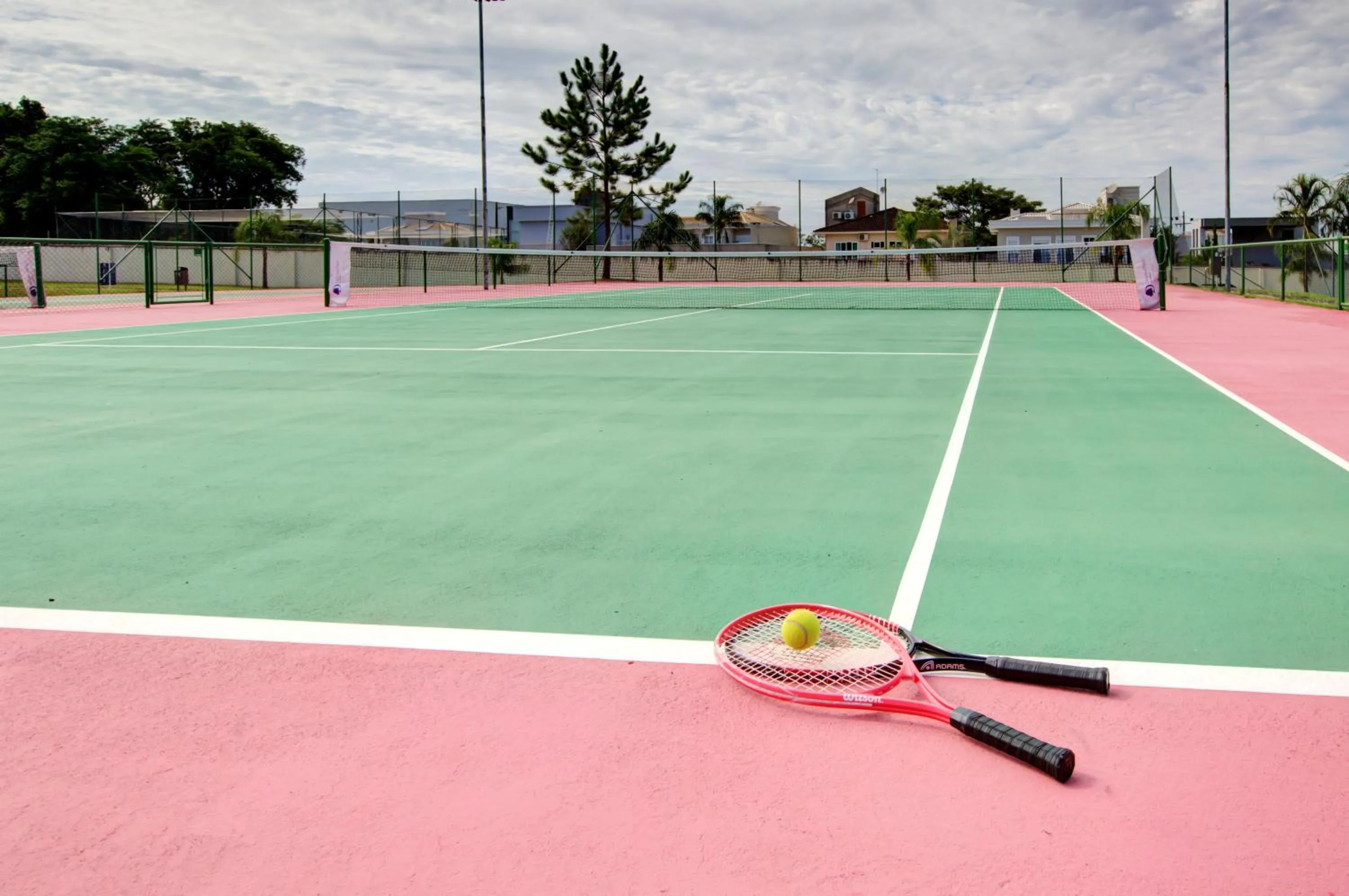 Tennis court in DoubleTree by Hilton - Resort - Foz do Iguaçu