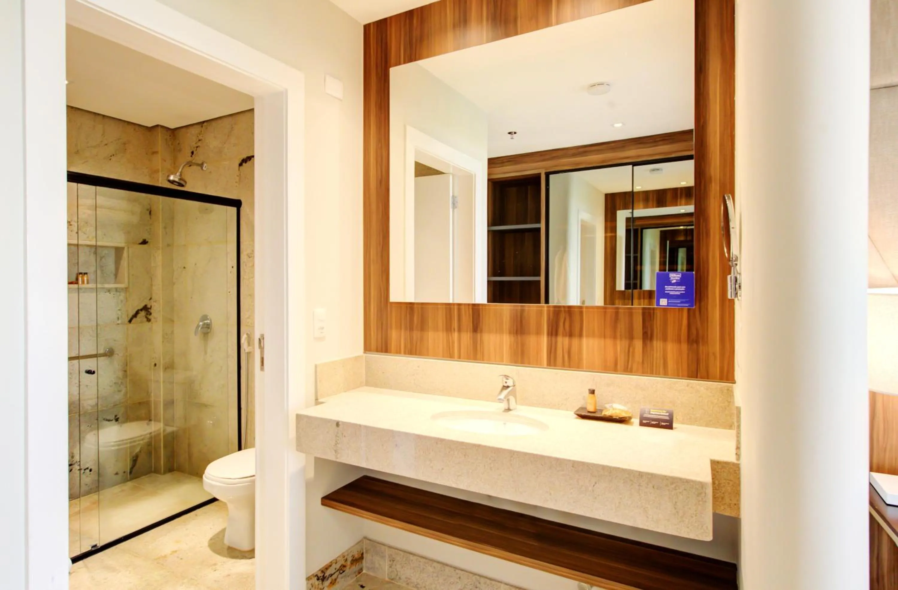 Bedroom in DoubleTree by Hilton - Resort - Foz do Iguaçu