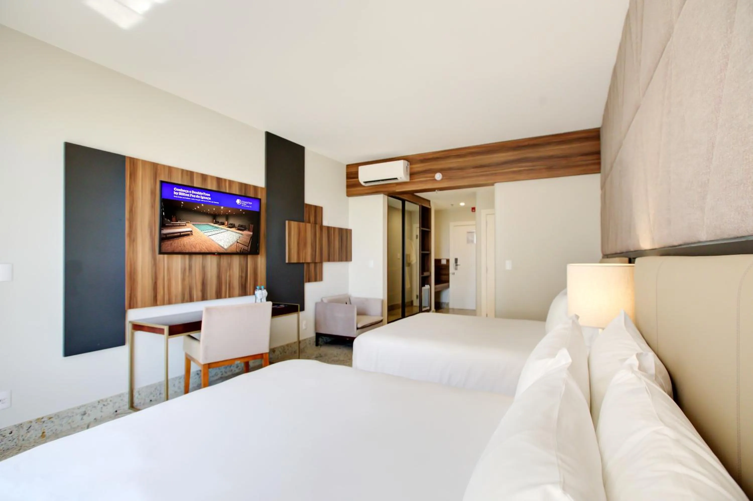 Bedroom, Bed in DoubleTree by Hilton - Resort - Foz do Iguaçu