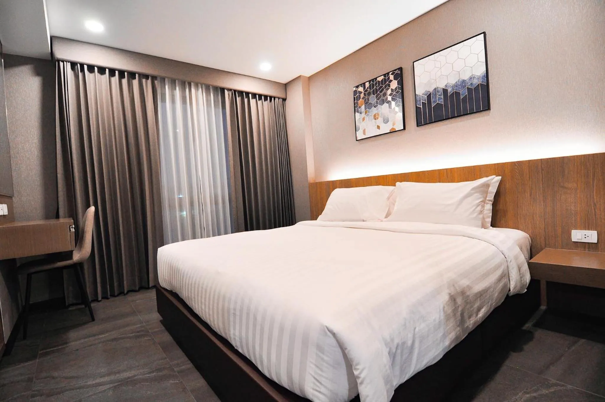 Bed in The S Block Condotel