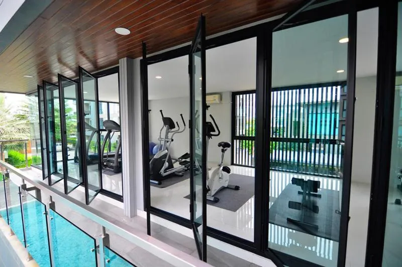 Fitness centre/facilities in The S Block Condotel