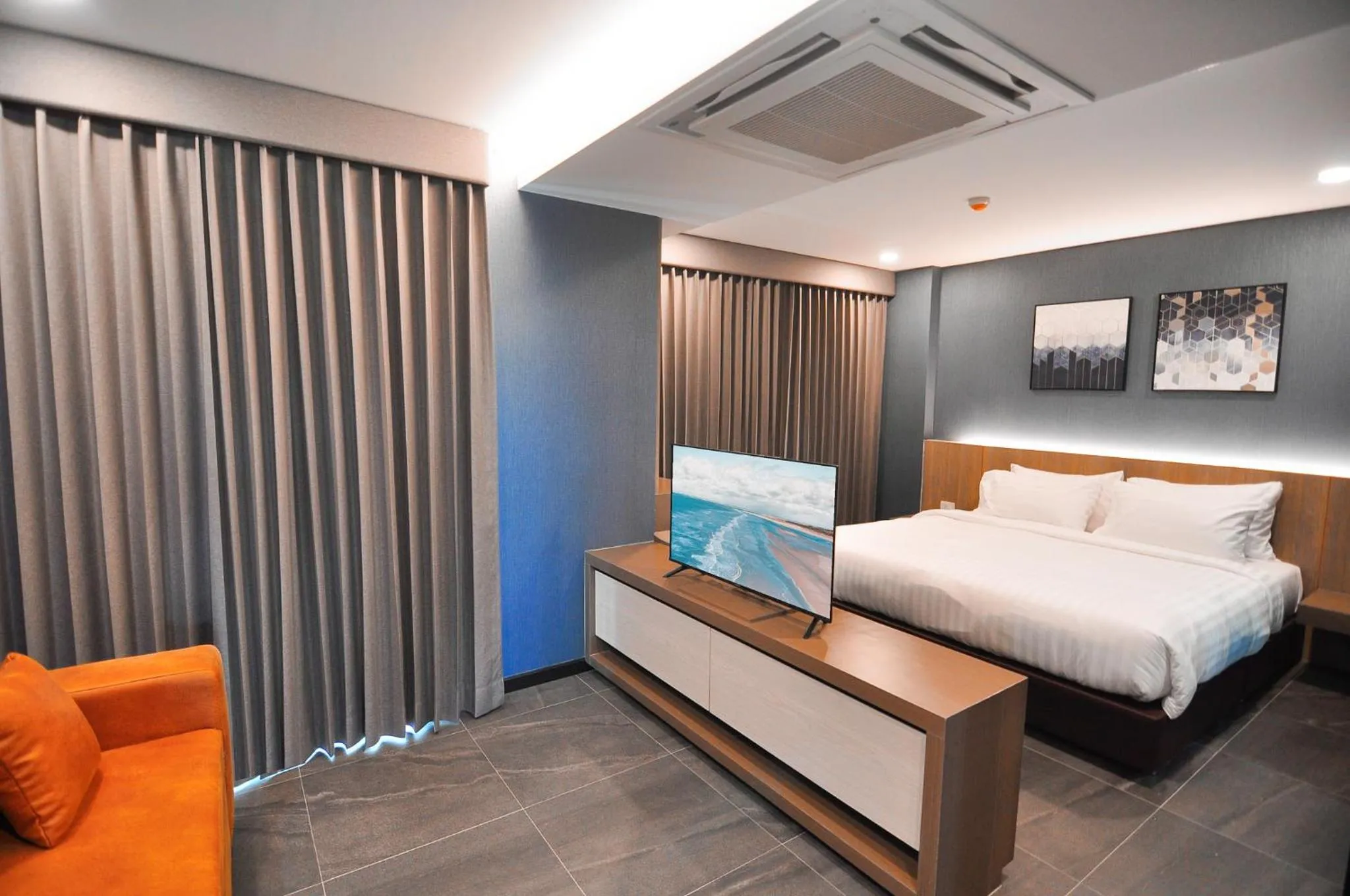 Bed in The S Block Condotel