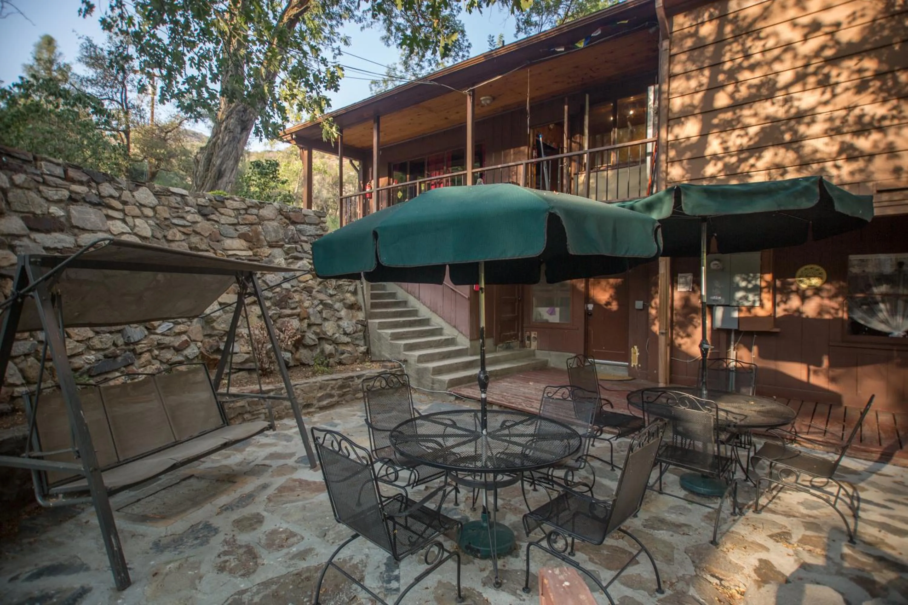 Patio in Quiet Mind Lodge, Spa & Retreat Sequoias